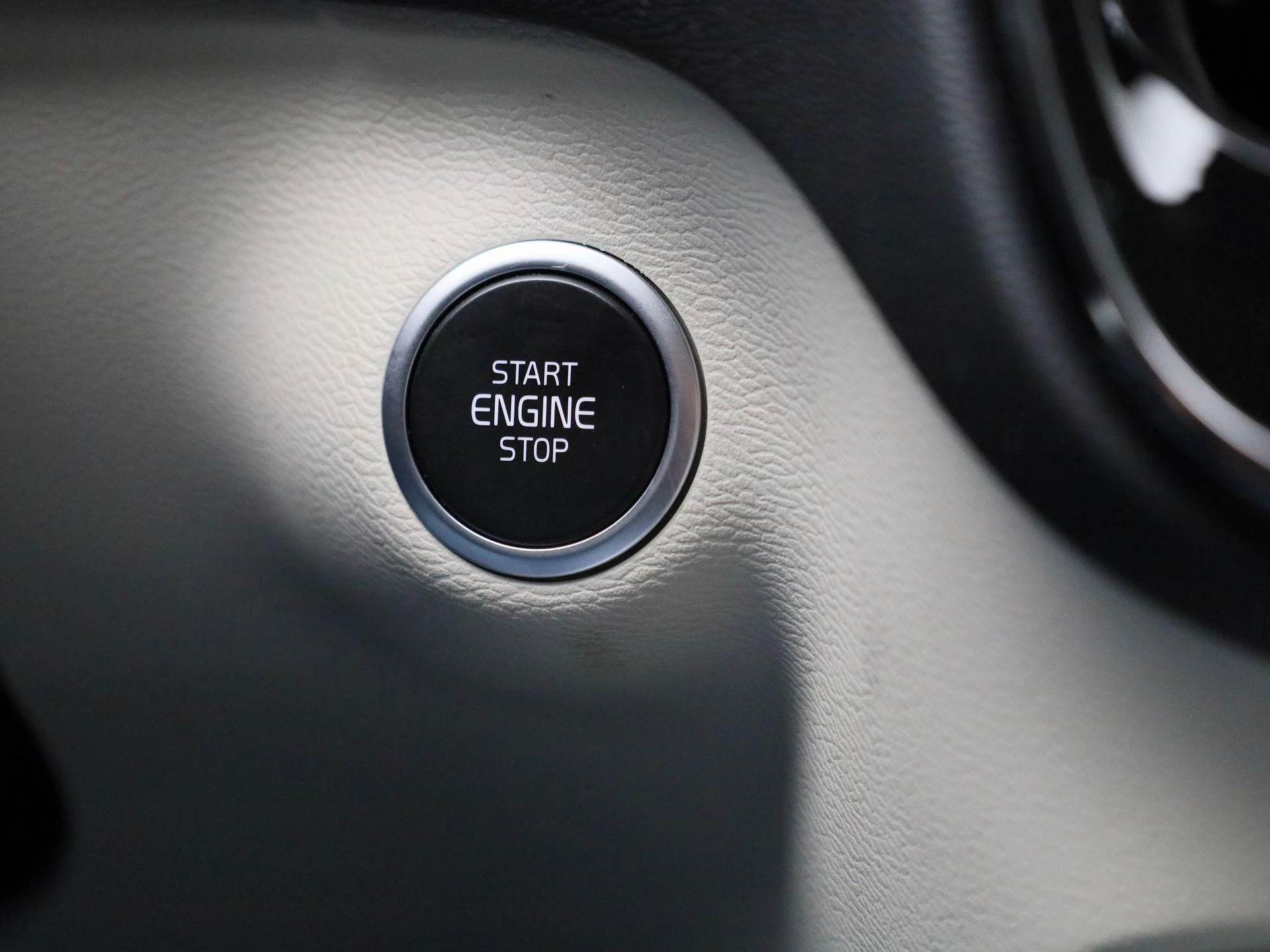 Volvo-XC40-image-22