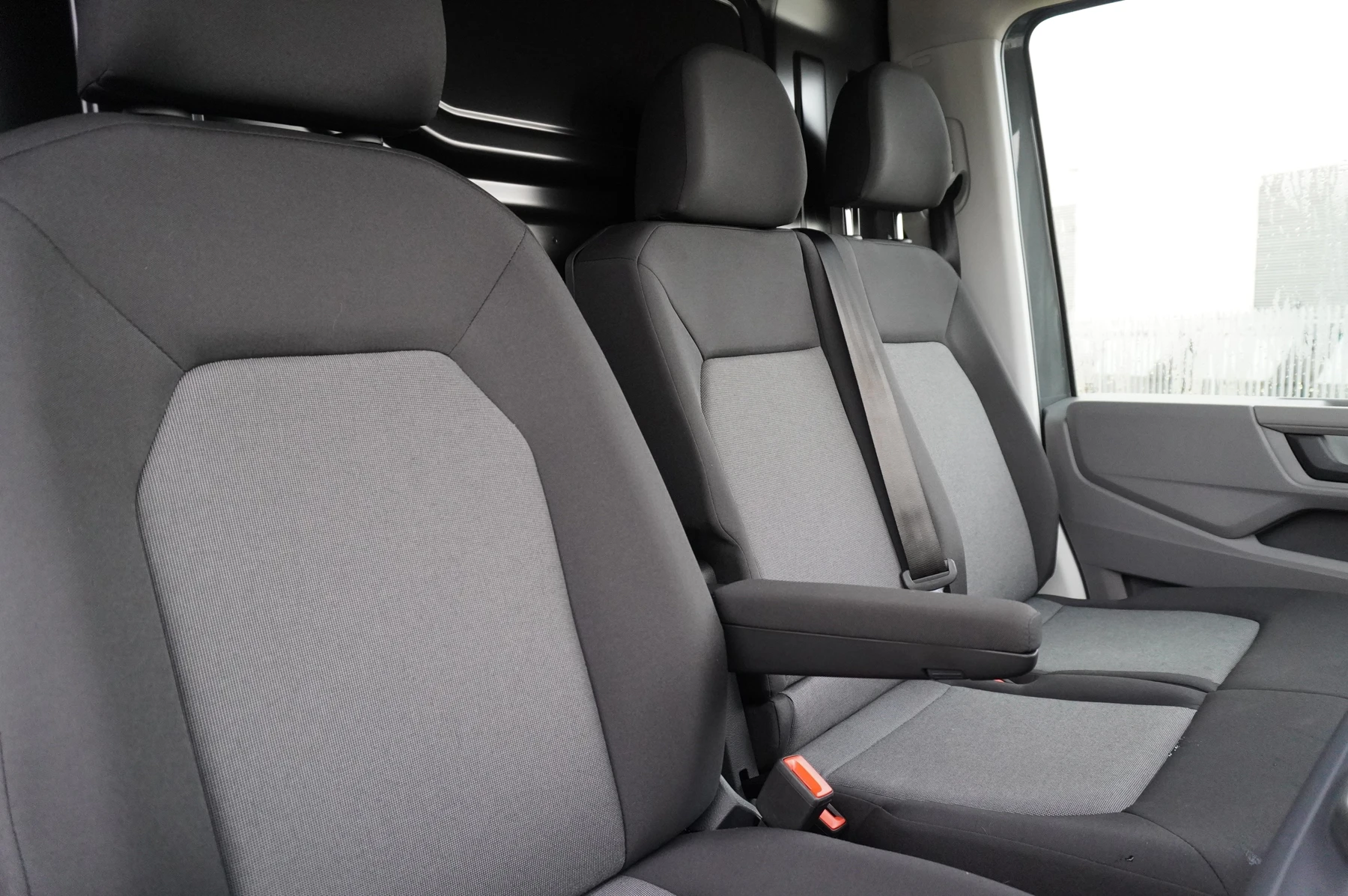 Volkswagen-Crafter-image-23