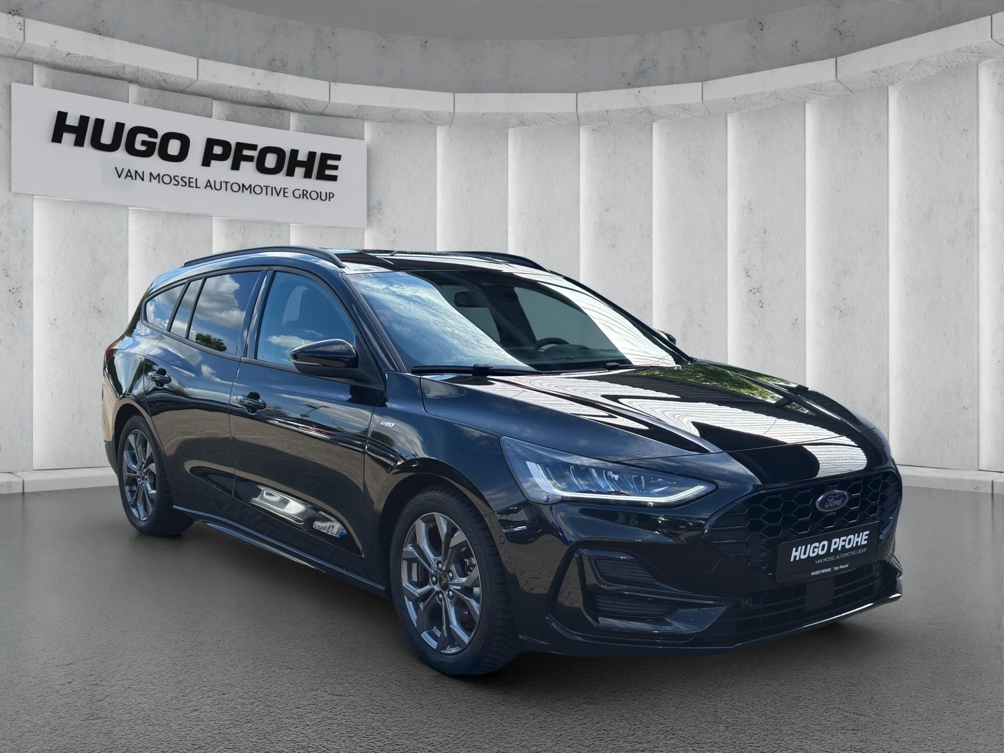 Ford Focus ST-Line X Turnier Aut.*AHK*ACC*HUD*KAM*NAVI*WINTER-PKT.