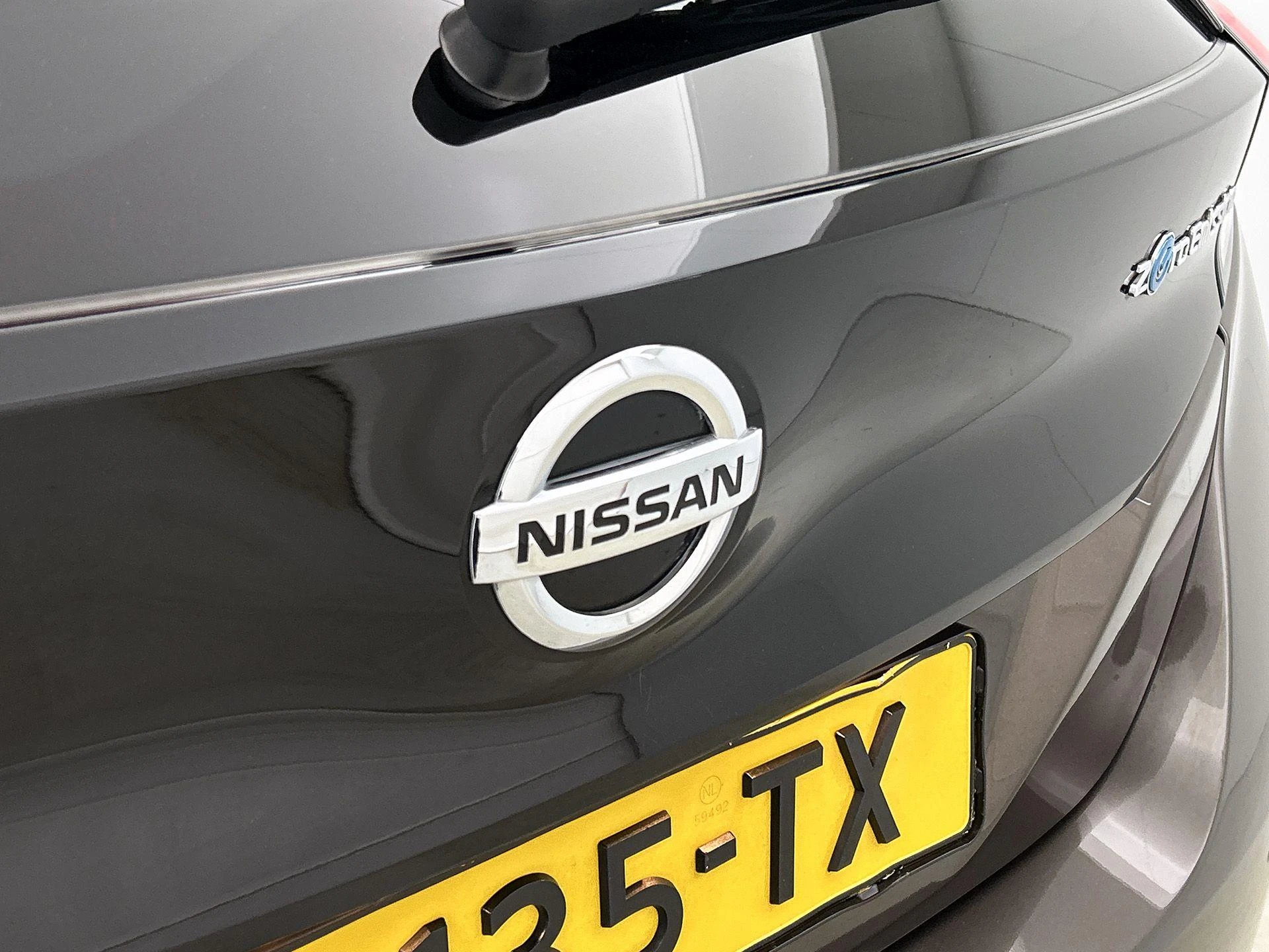 Nissan-Leaf-image-21