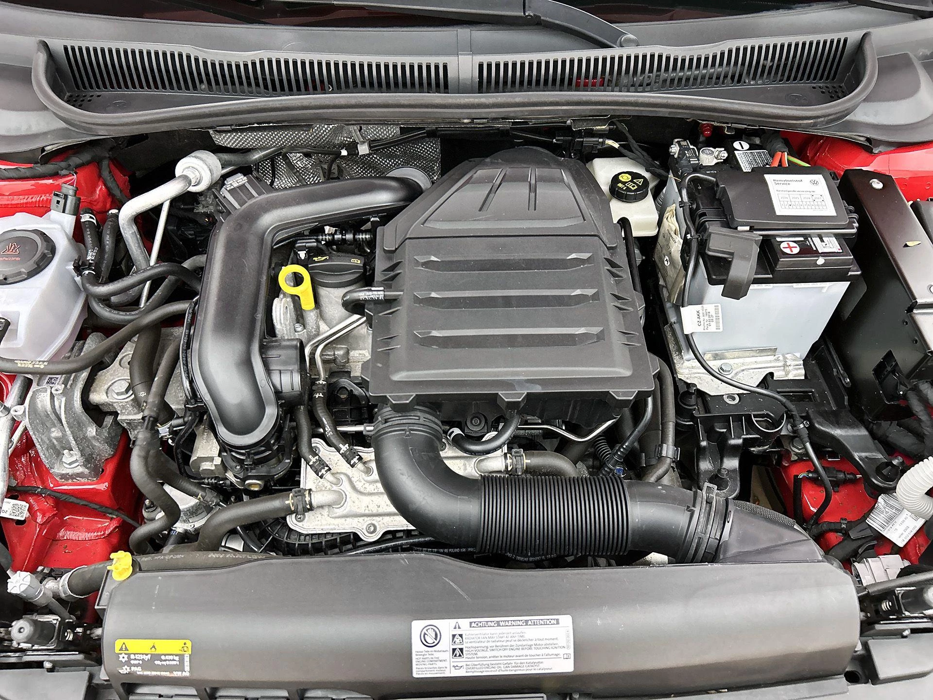 Volkswagen-Polo-image-29