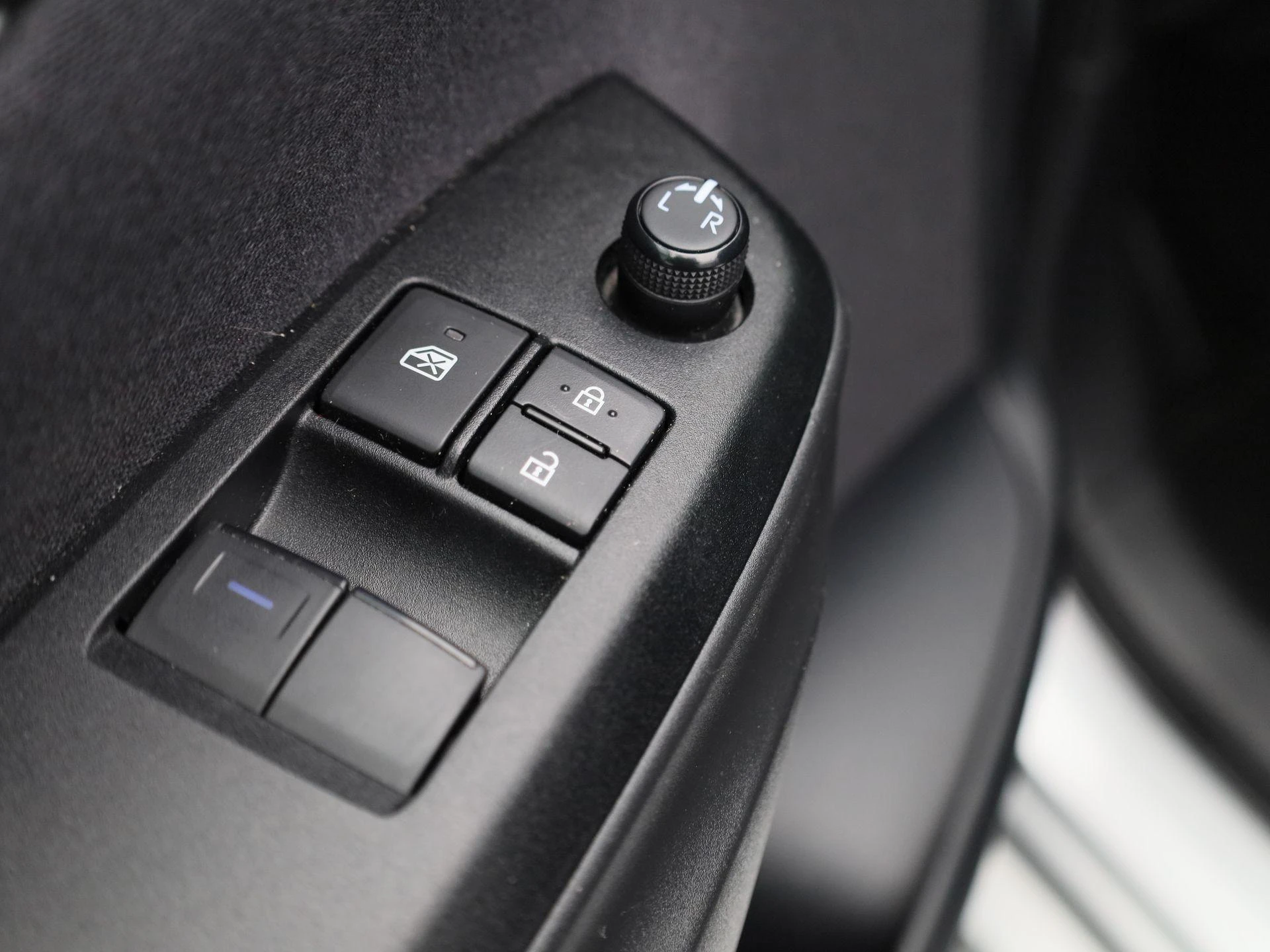 Toyota-Yaris-image-27