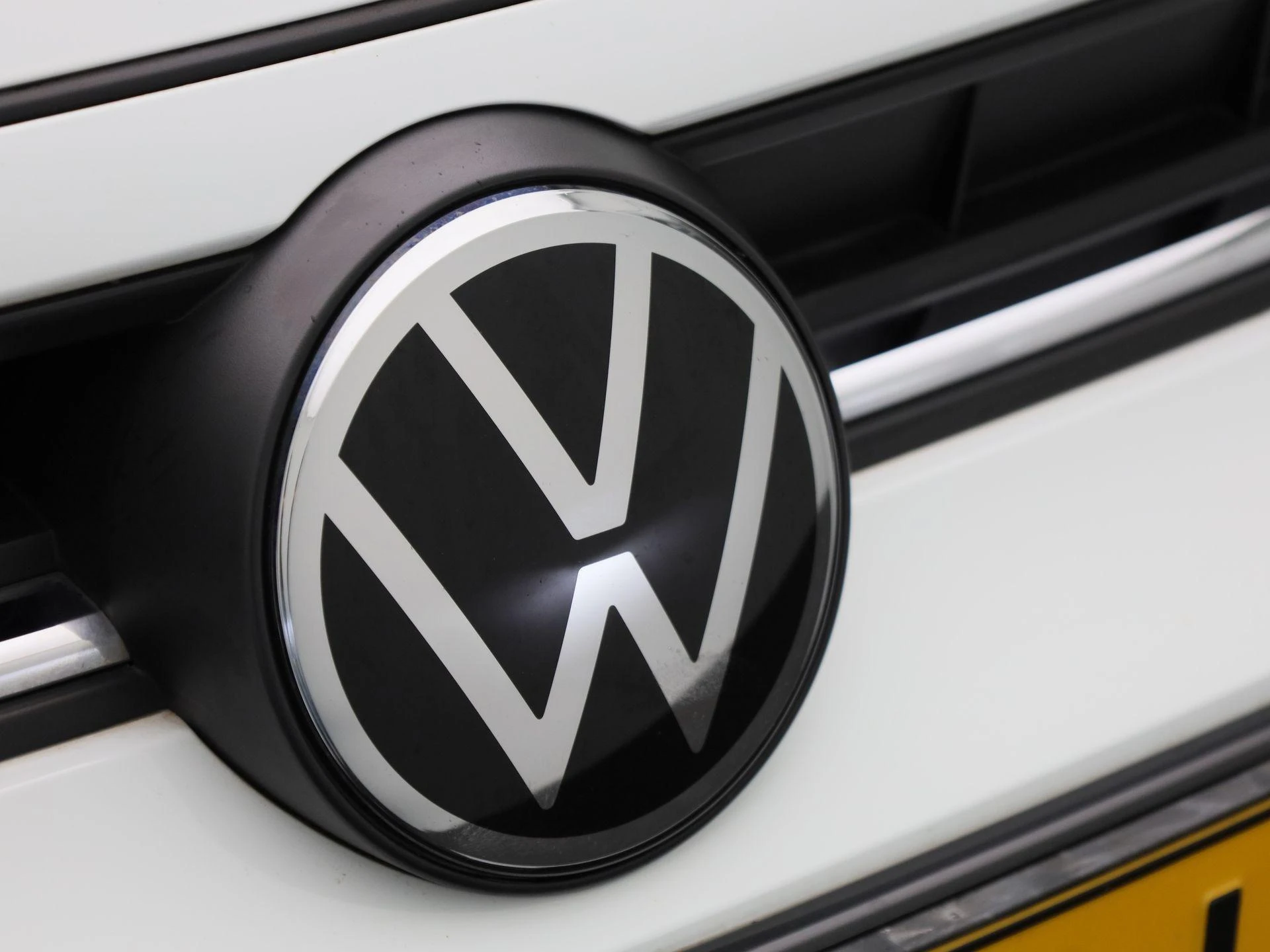 Volkswagen-Polo-image-28