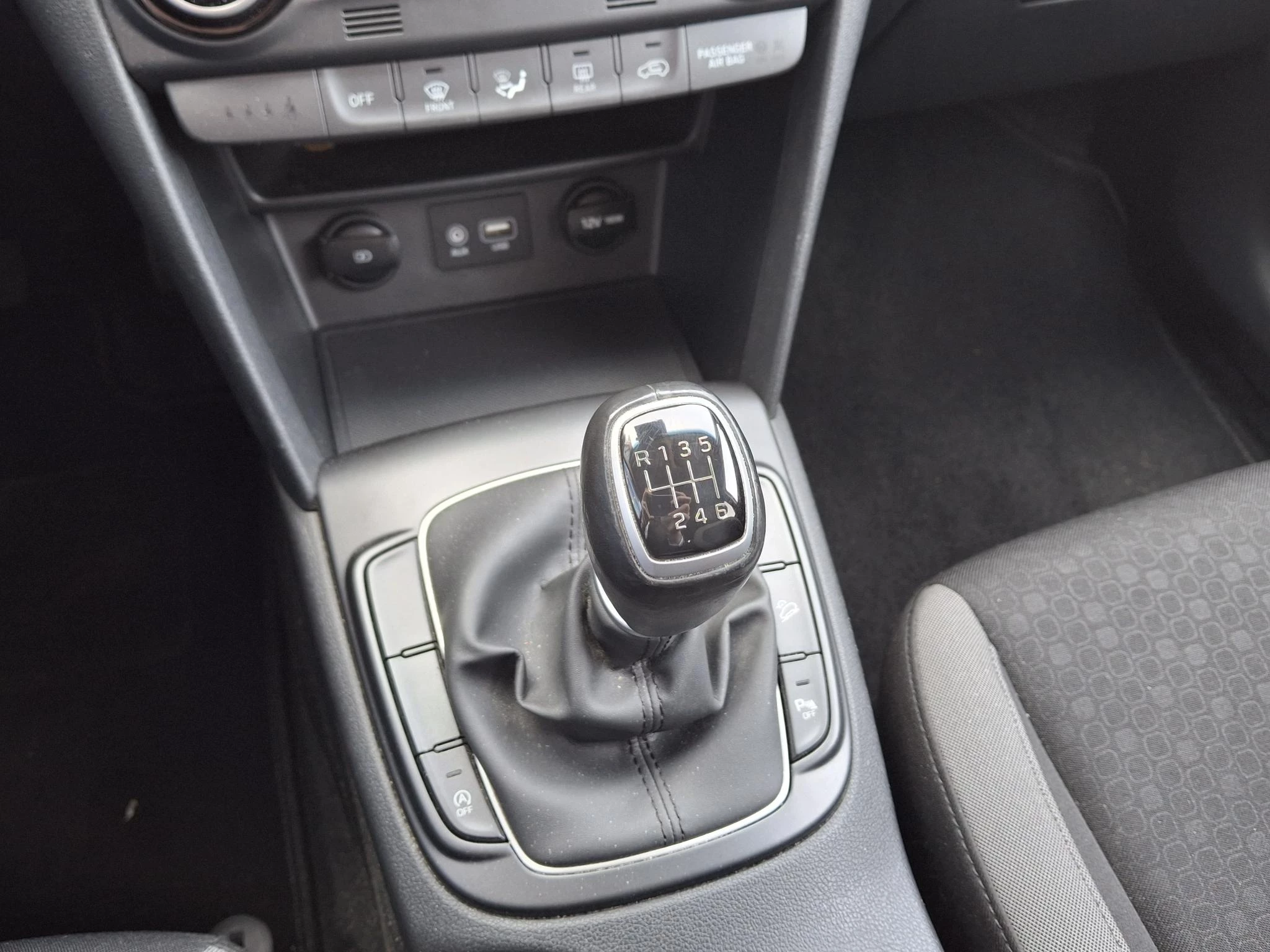 Hyundai-Kona-image-19