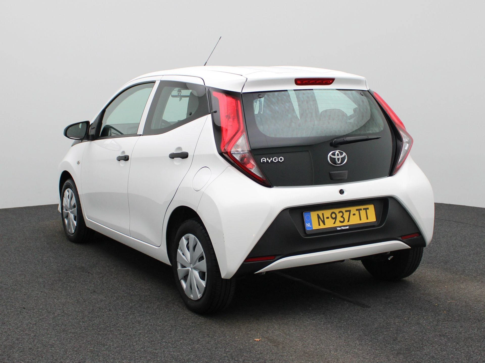 Toyota-Aygo-image-1
