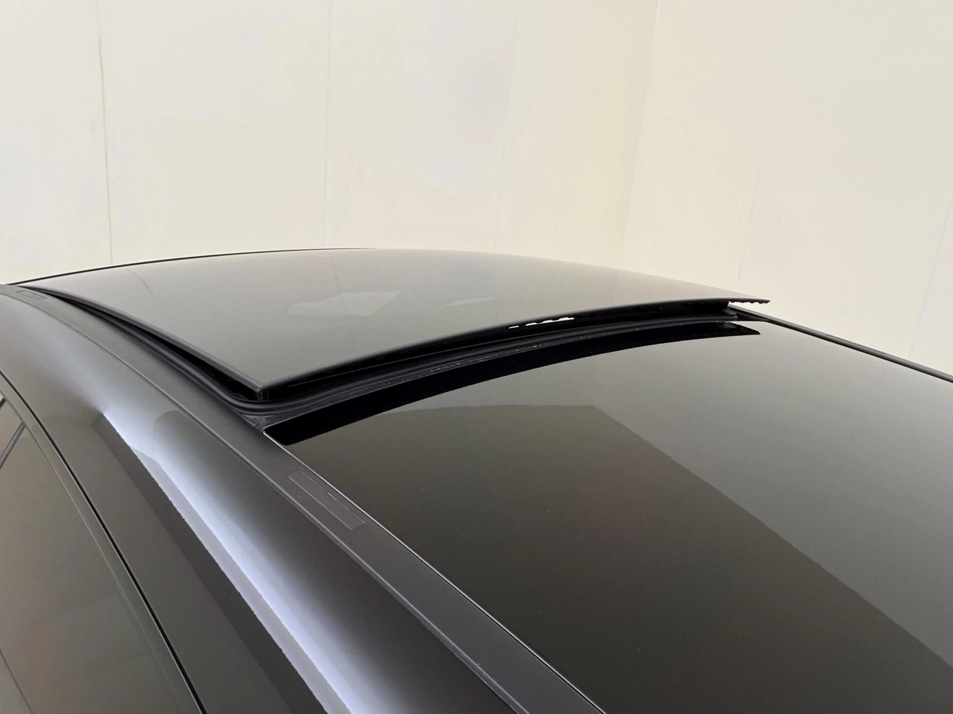 Mercedes-Benz-CLA-image-28