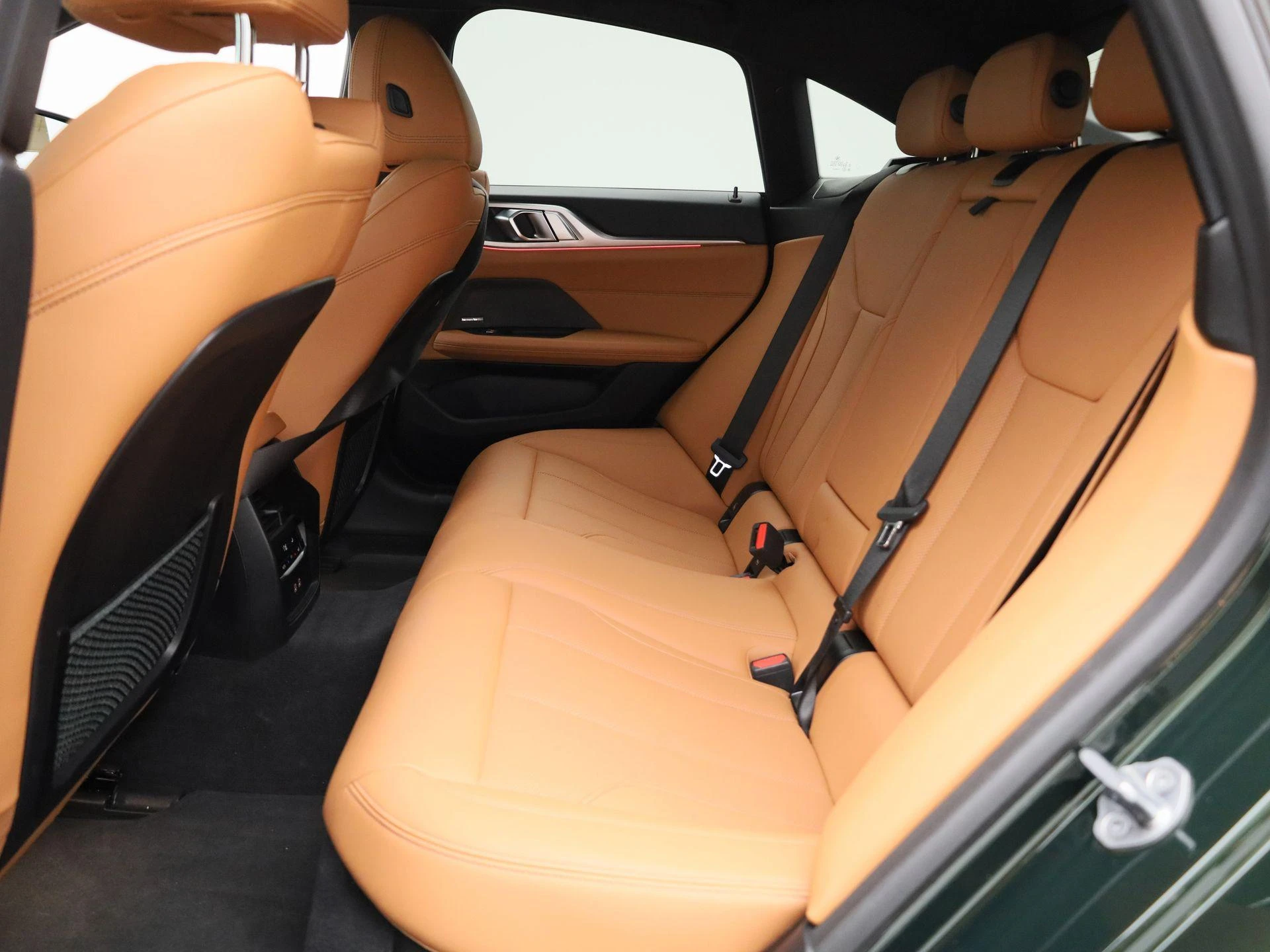 BMW-i4-image-11