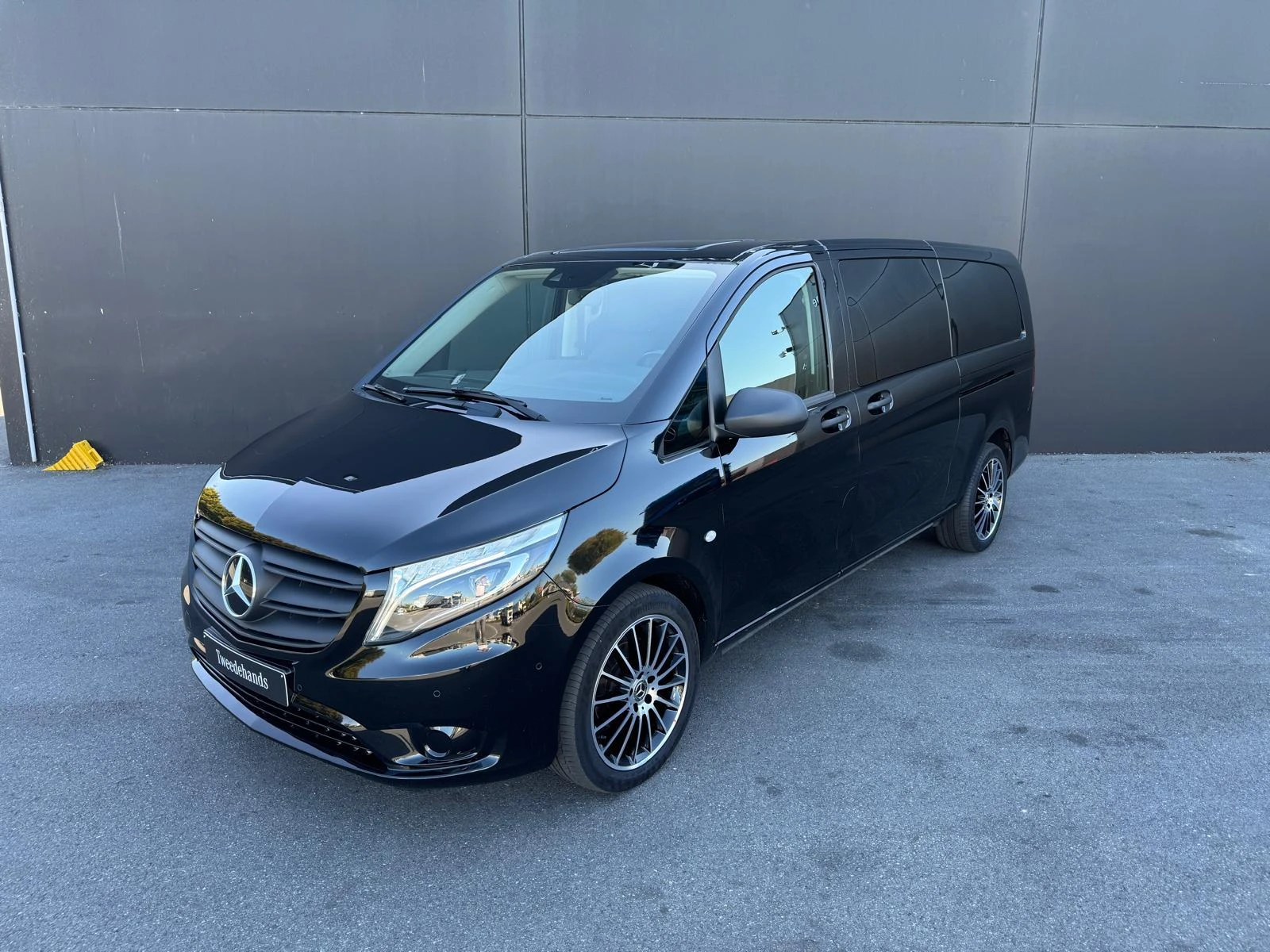 Mercedes-Benz-Vito-image-1