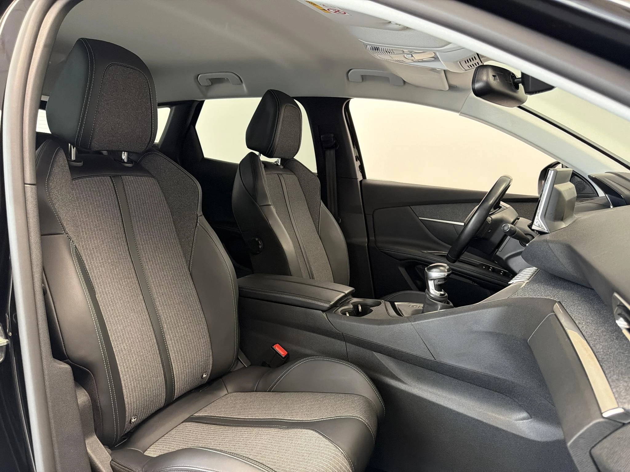 Peugeot 3008 1.2 PureTech Allure Pack Business