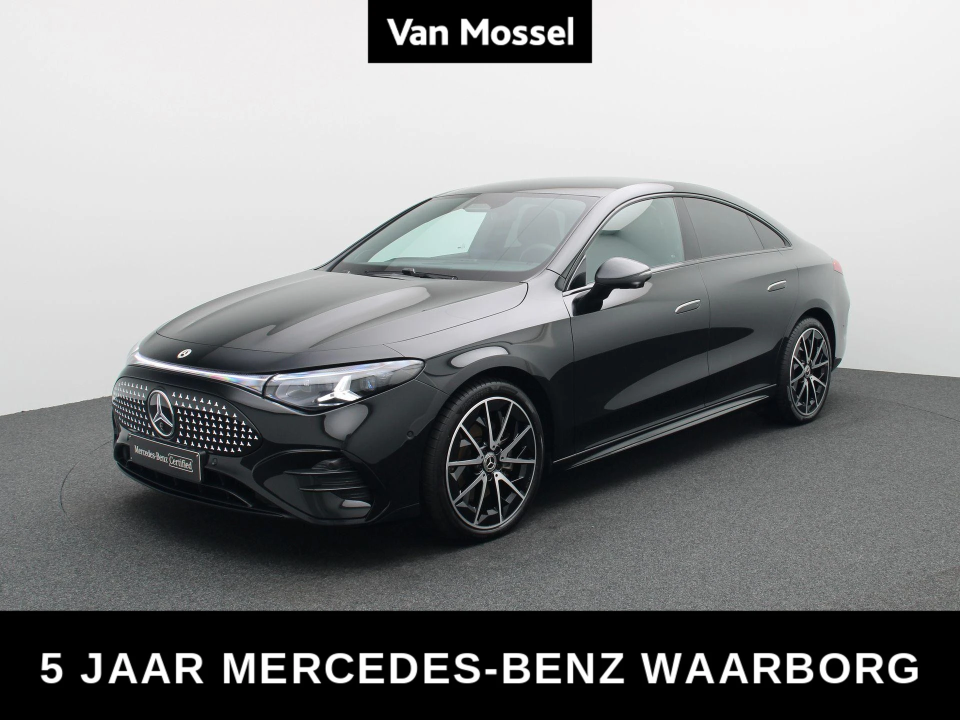 Mercedes-Benz-CLA-image-0