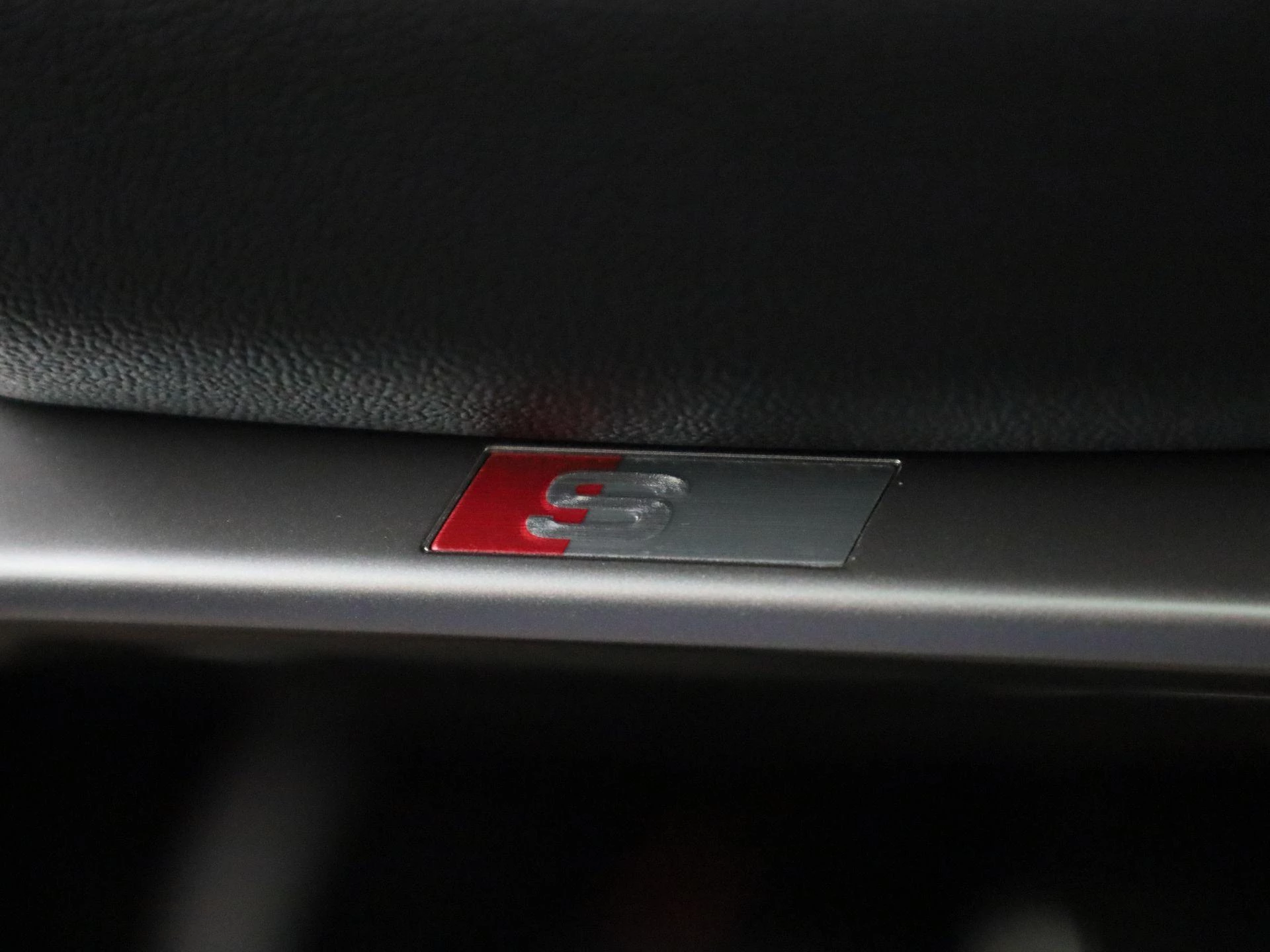Audi-Q4 e-tron-image-34