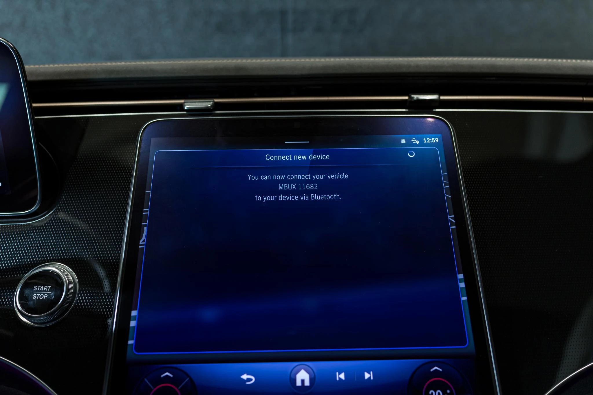Mercedes-Benz-EQE-image-26