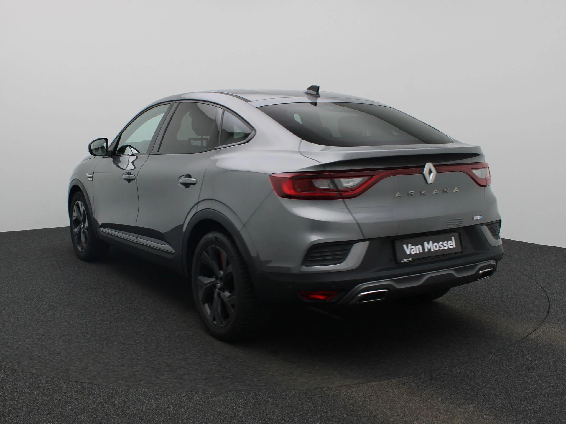 Renault-Arkana-image-1