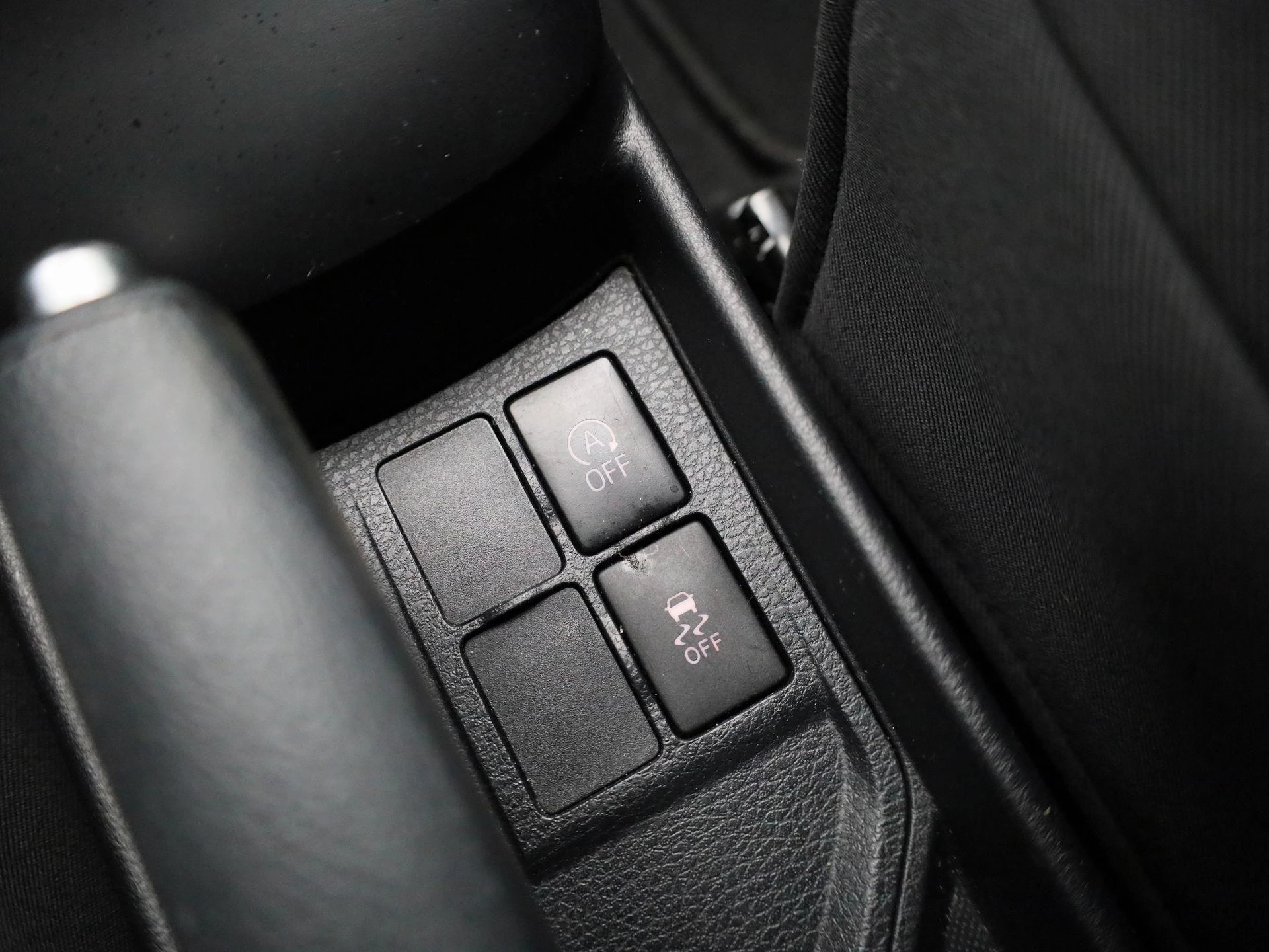 Toyota-Yaris-image-21