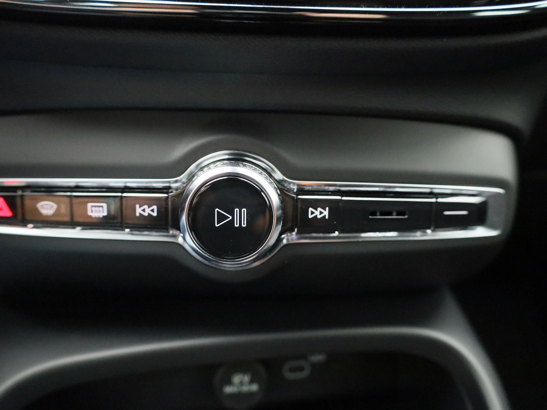 Volvo-XC40-image-19
