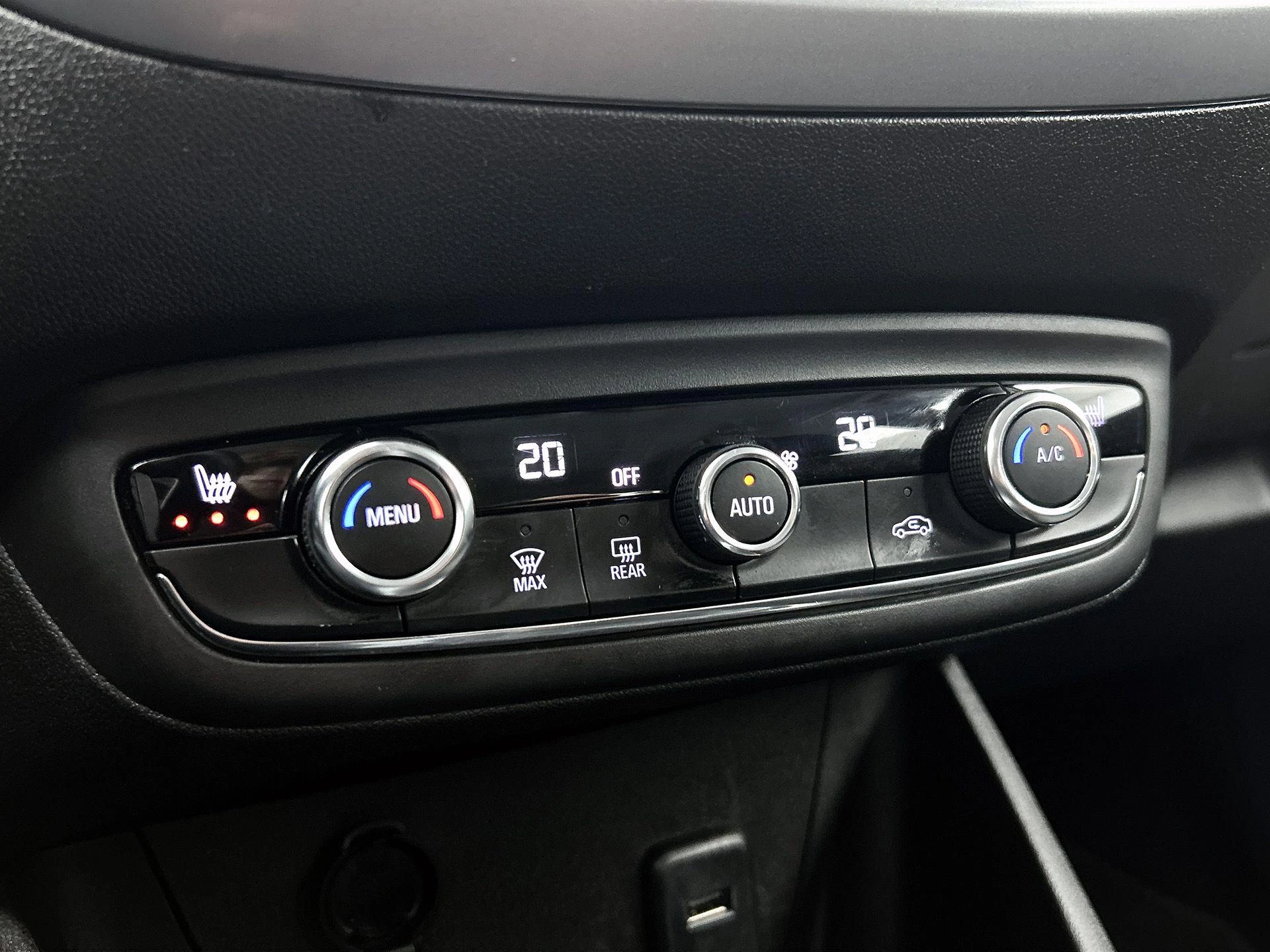 Opel-Crossland X-image-17