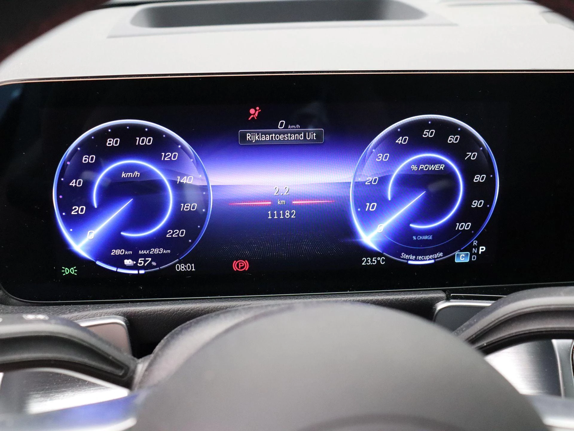 Mercedes-Benz EQB 250+ AMG LINE + HEAD UP + BURMESTER + CARPLAY +