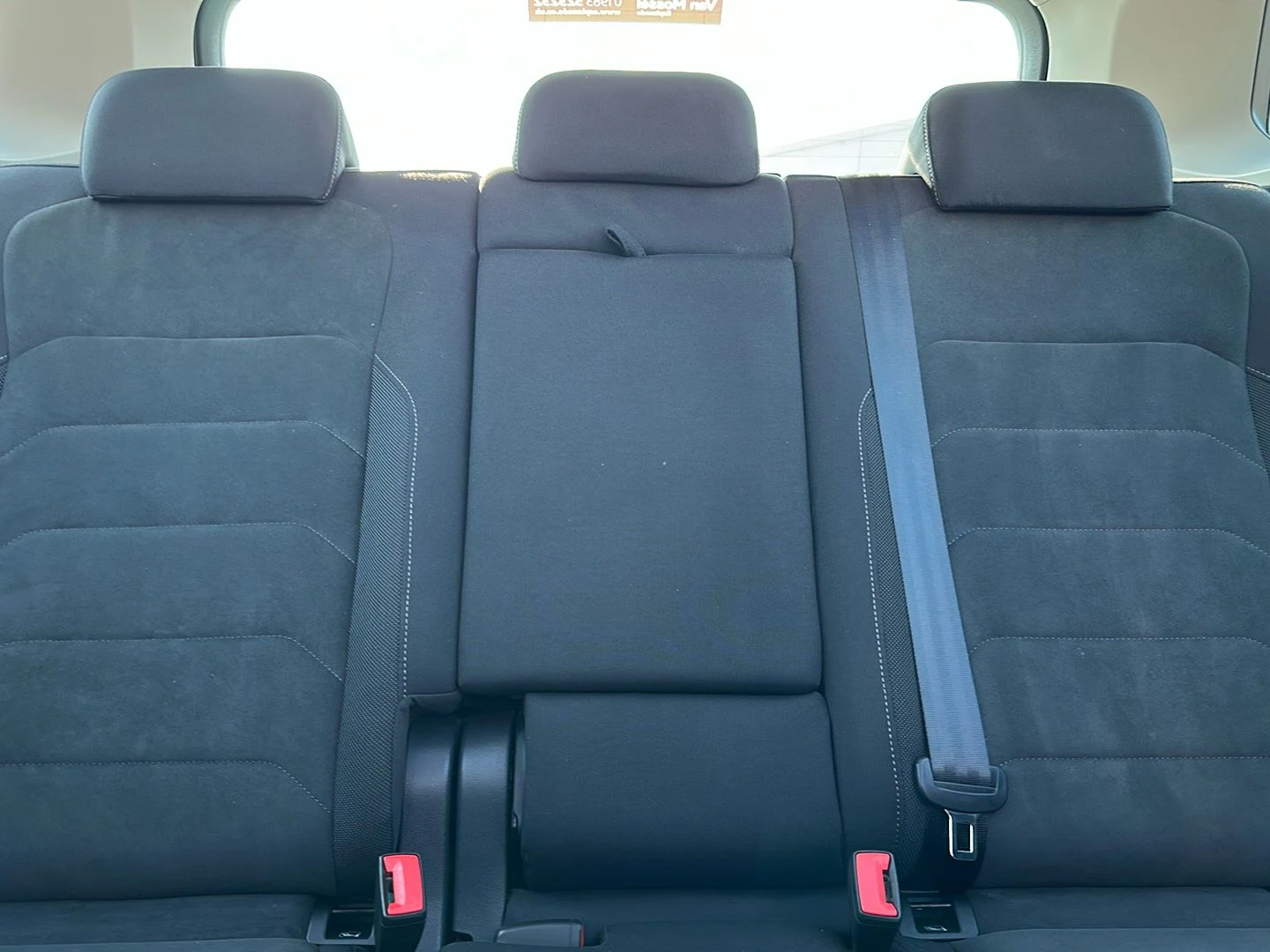 Volkswagen-Tiguan-image-8