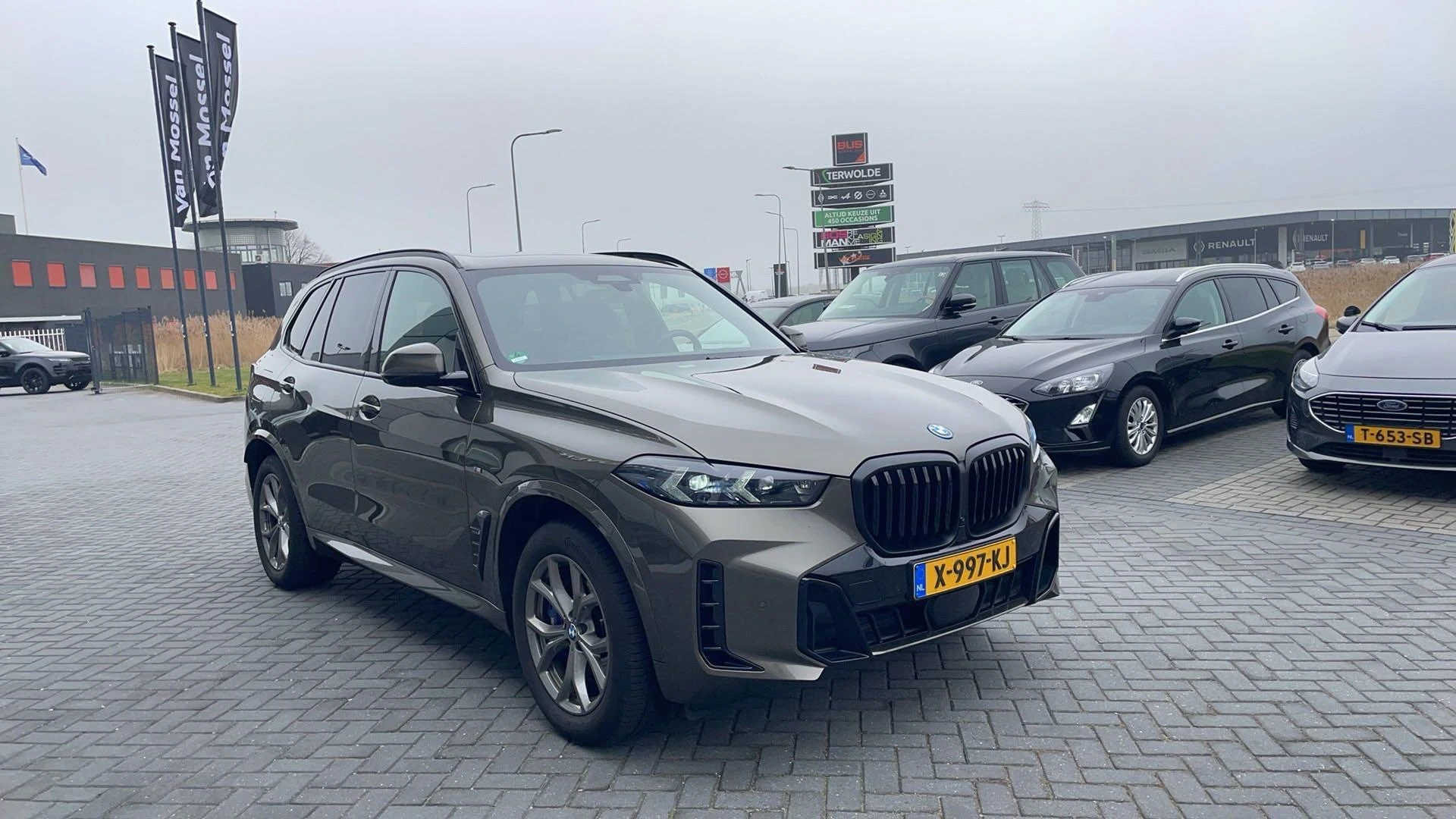 BMW-X5-image-4
