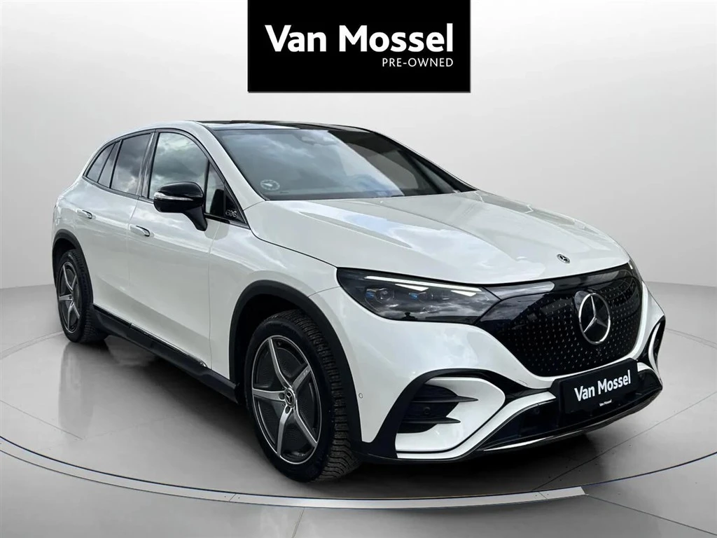 Mercedes-Benz-EQE-image-2