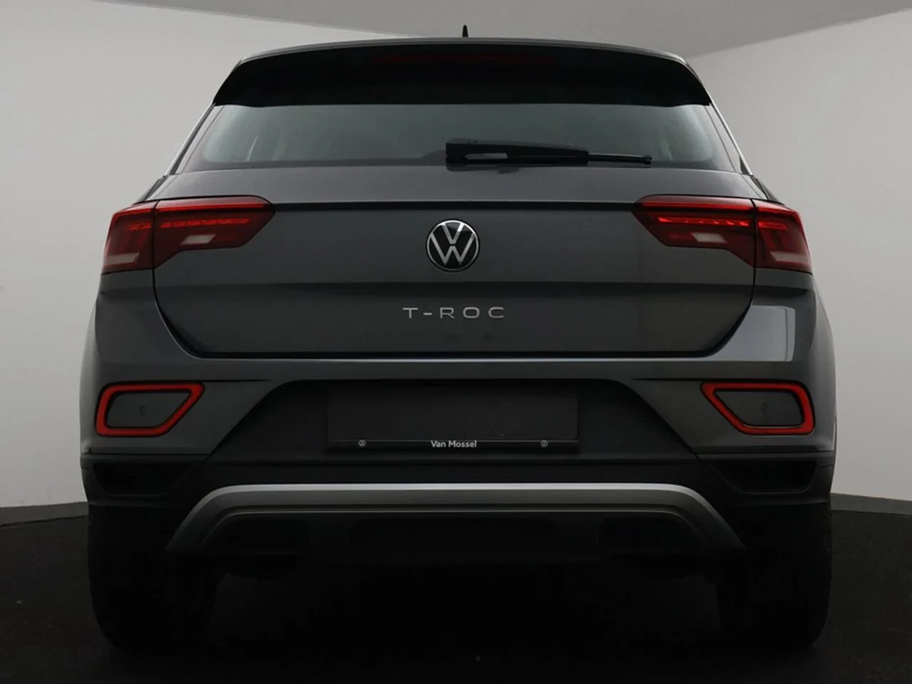 Volkswagen-T-Roc-image-1