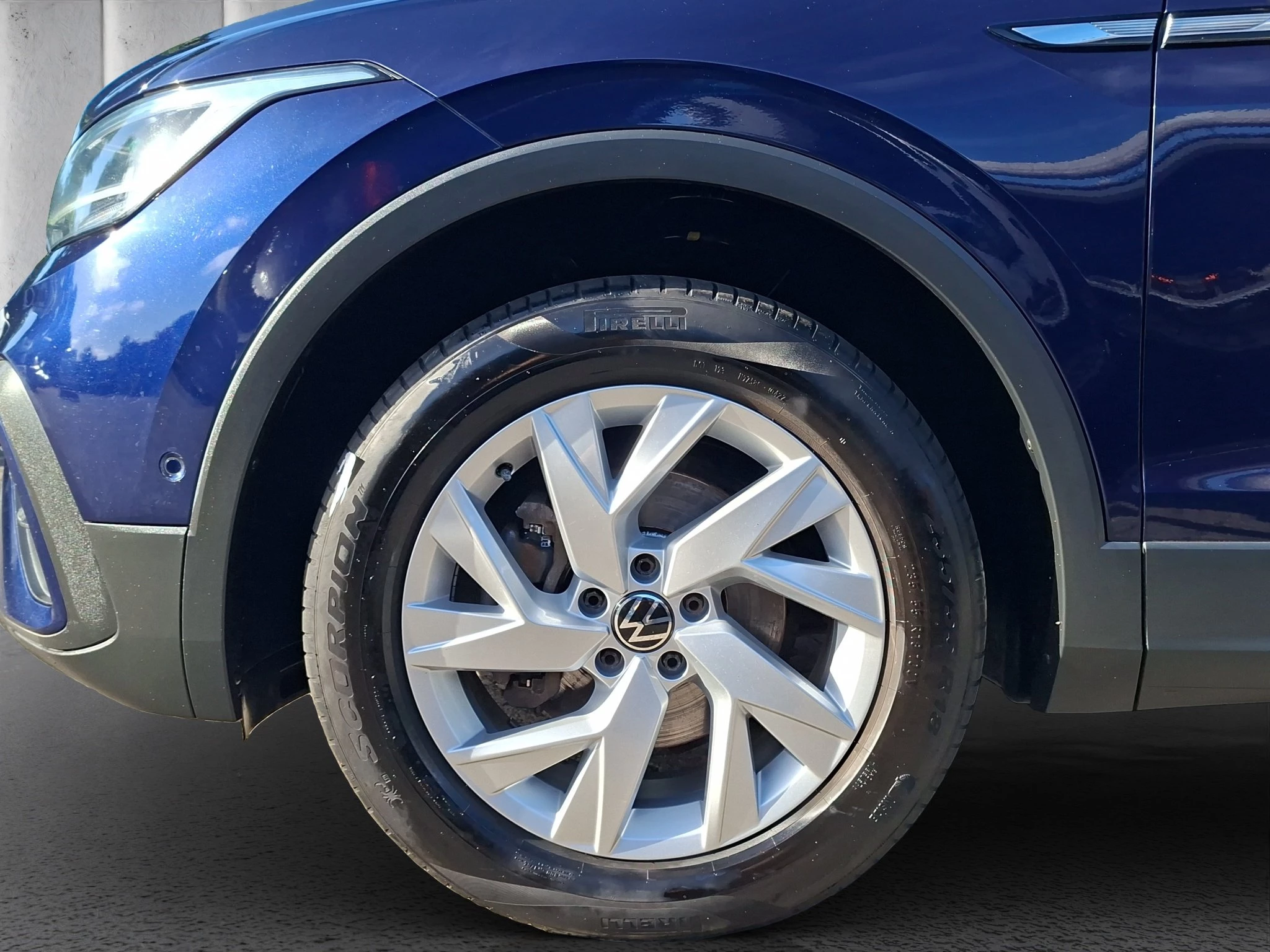 Volkswagen Tiguan Allspace 4x4 2.0 TDI Aut. | LED | AHK | ACC | RFK | SHZ | LMF