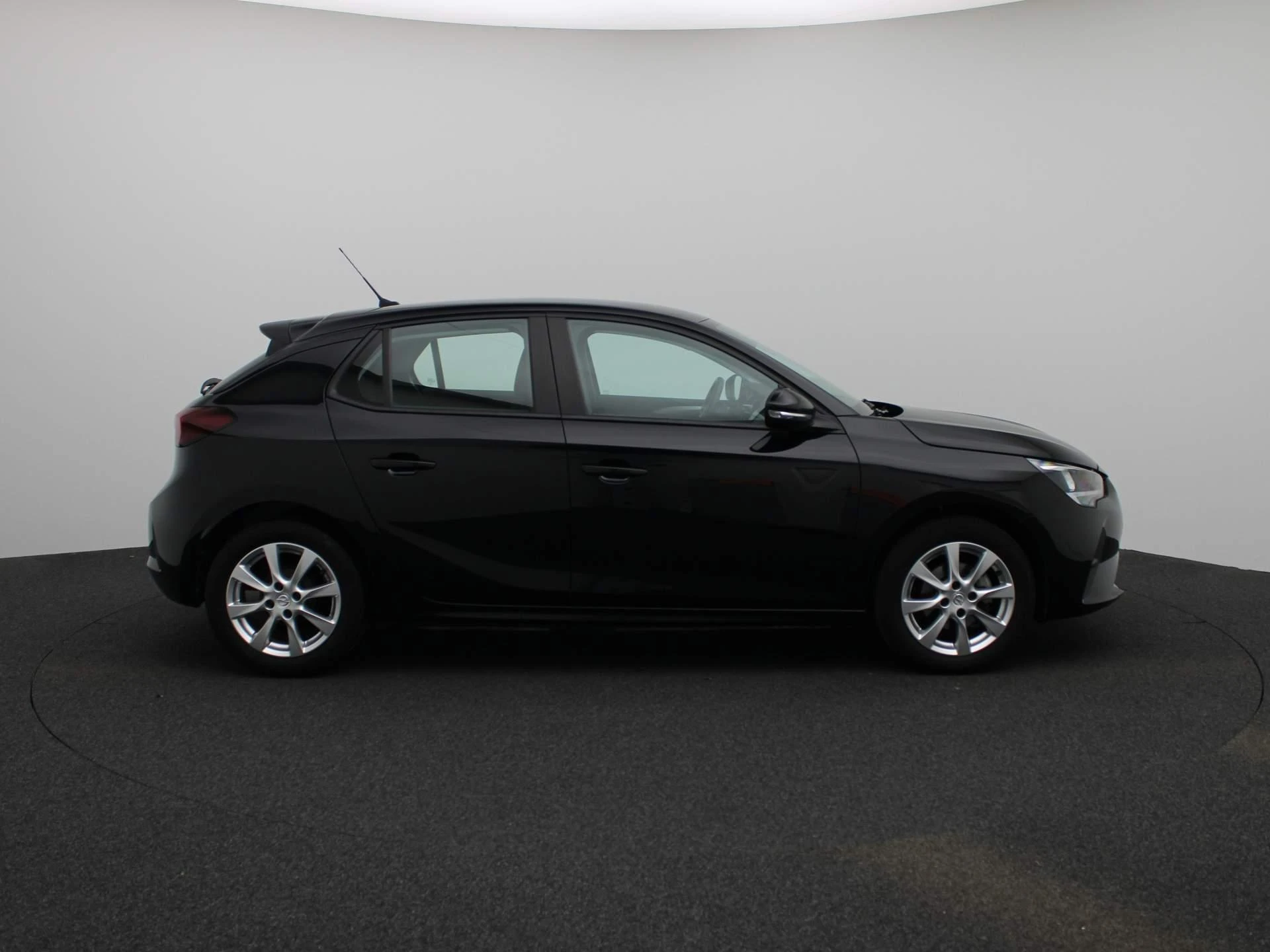 Opel-Corsa-image-5