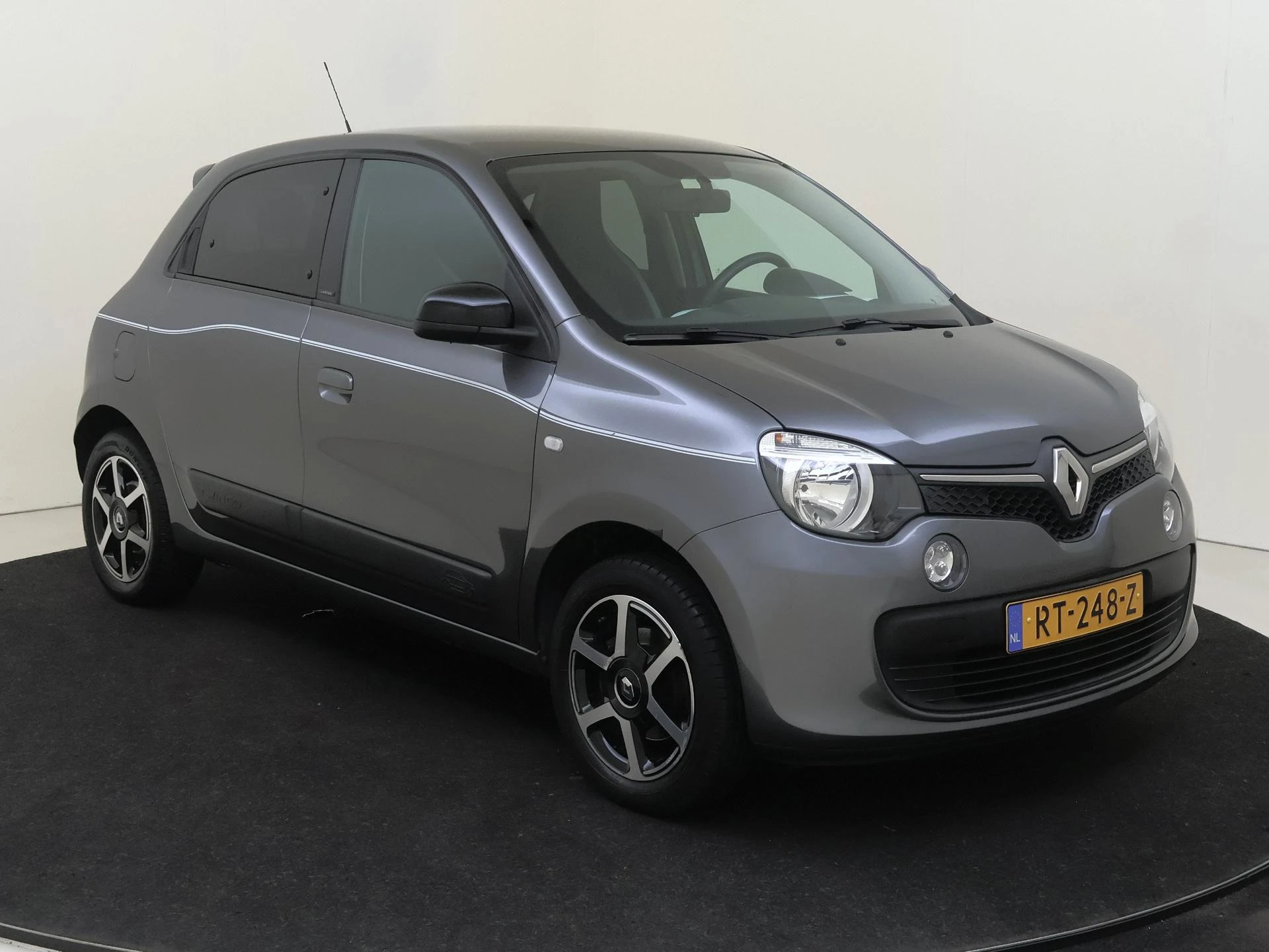 Renault-Twingo-image-1