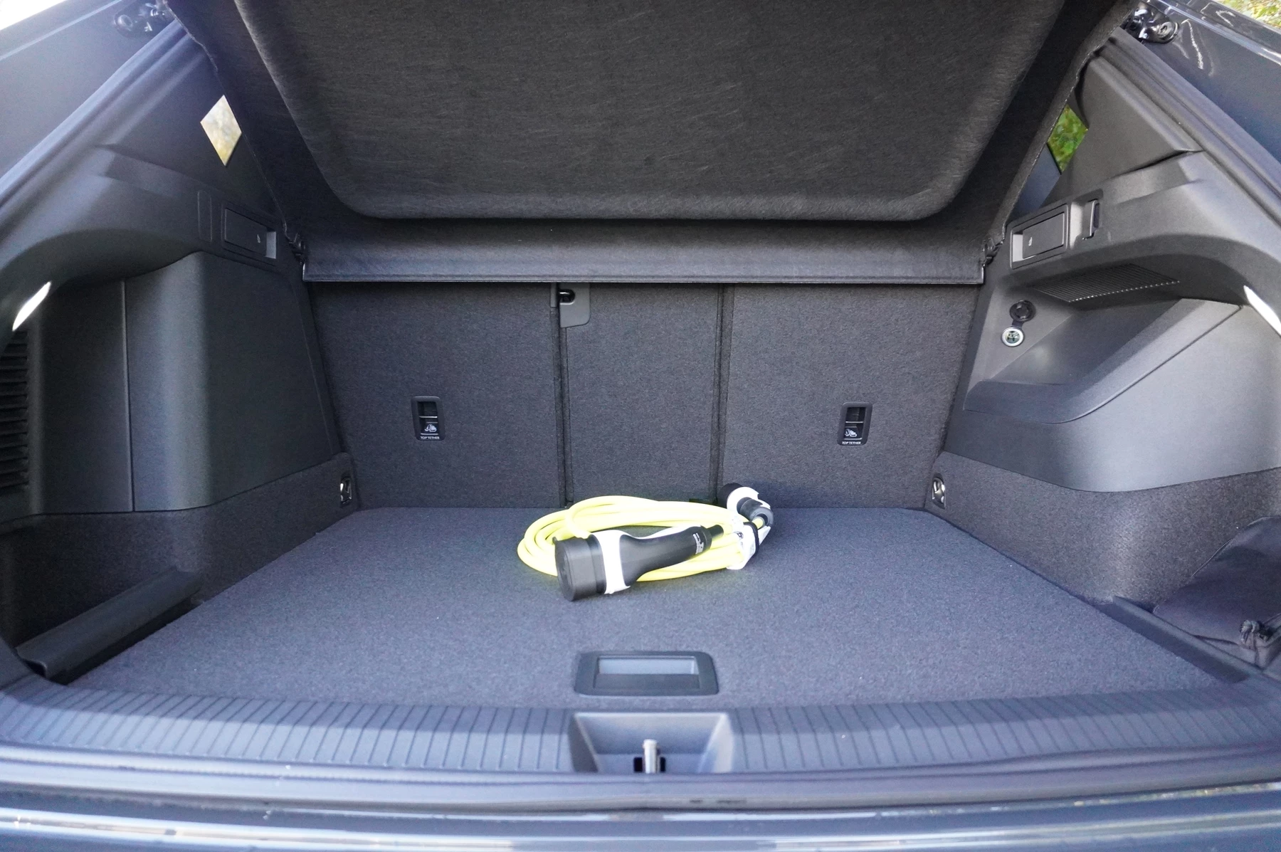 Volkswagen-Tiguan-image-12