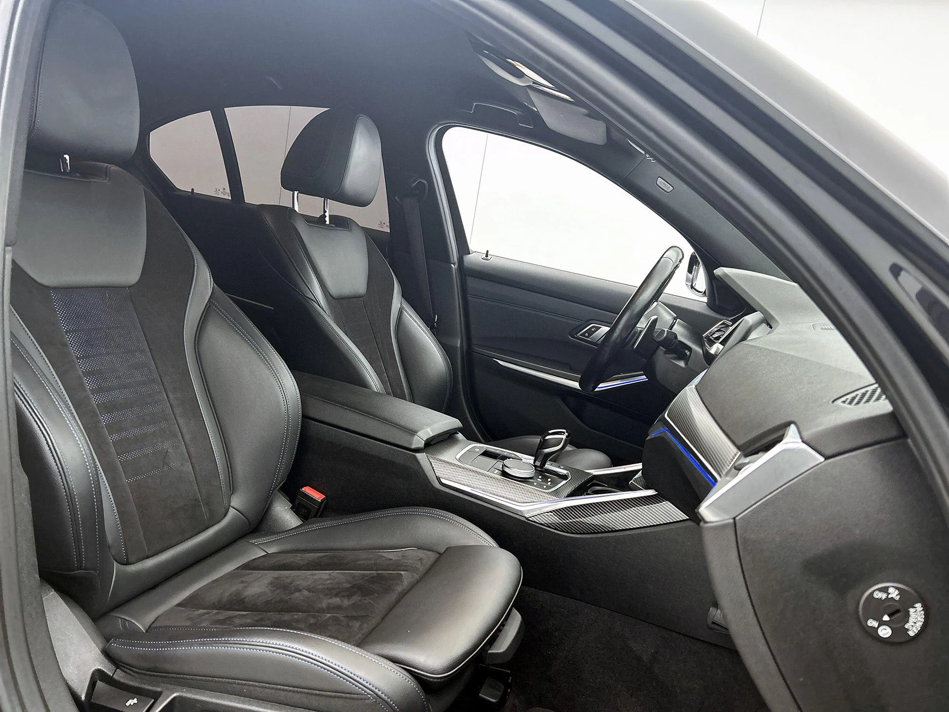 BMW-3 Serie-image-33