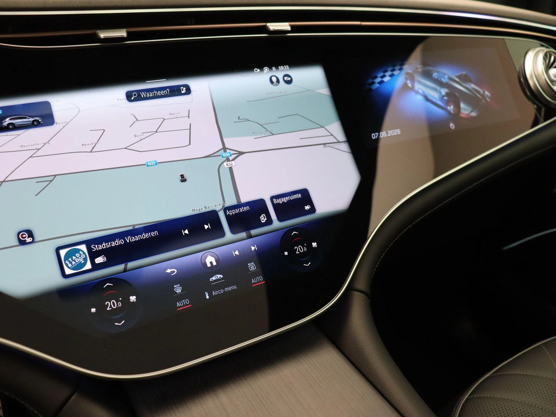 Mercedes-Benz-EQS-image-16