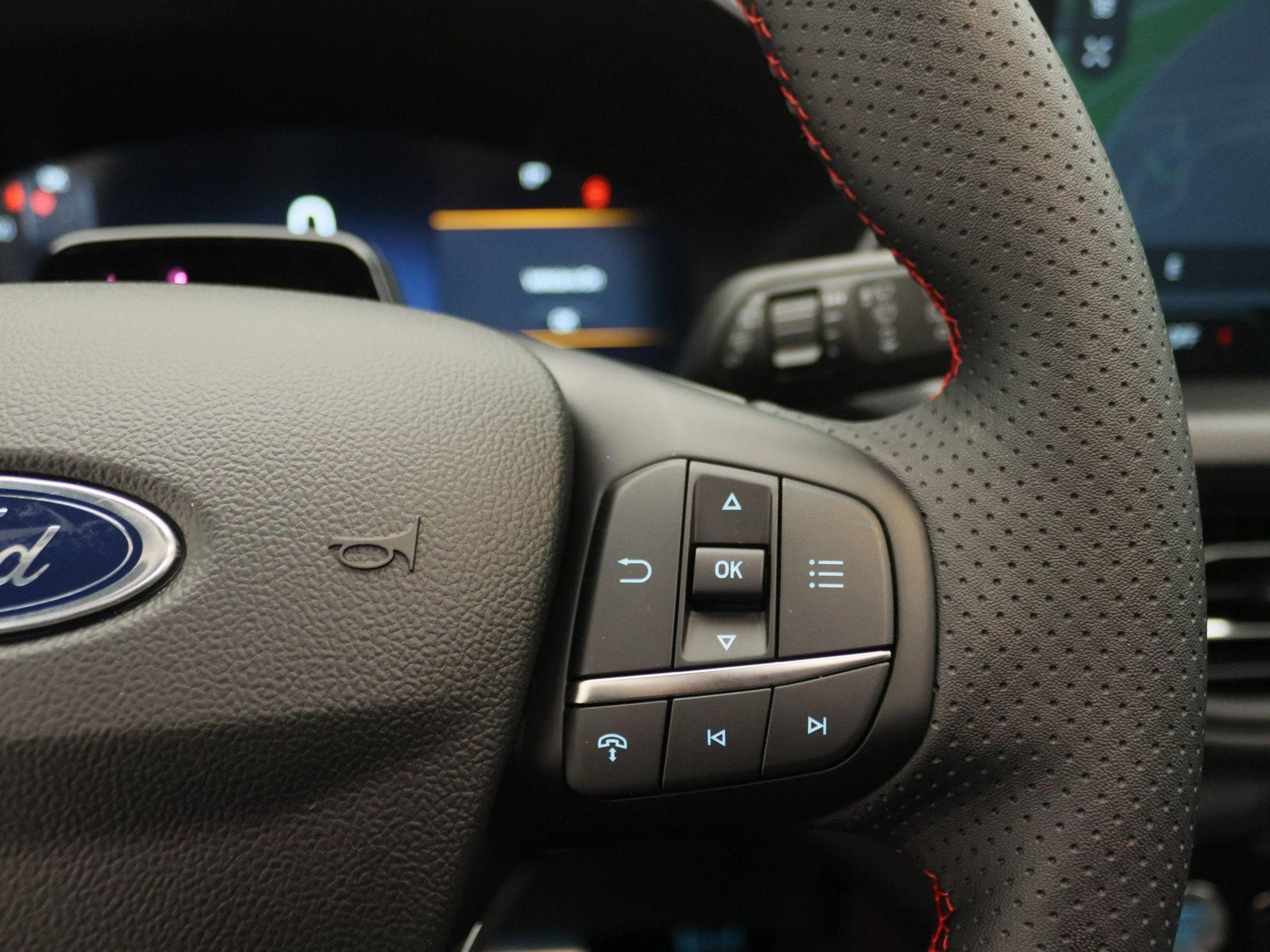 Ford-Kuga-image-19