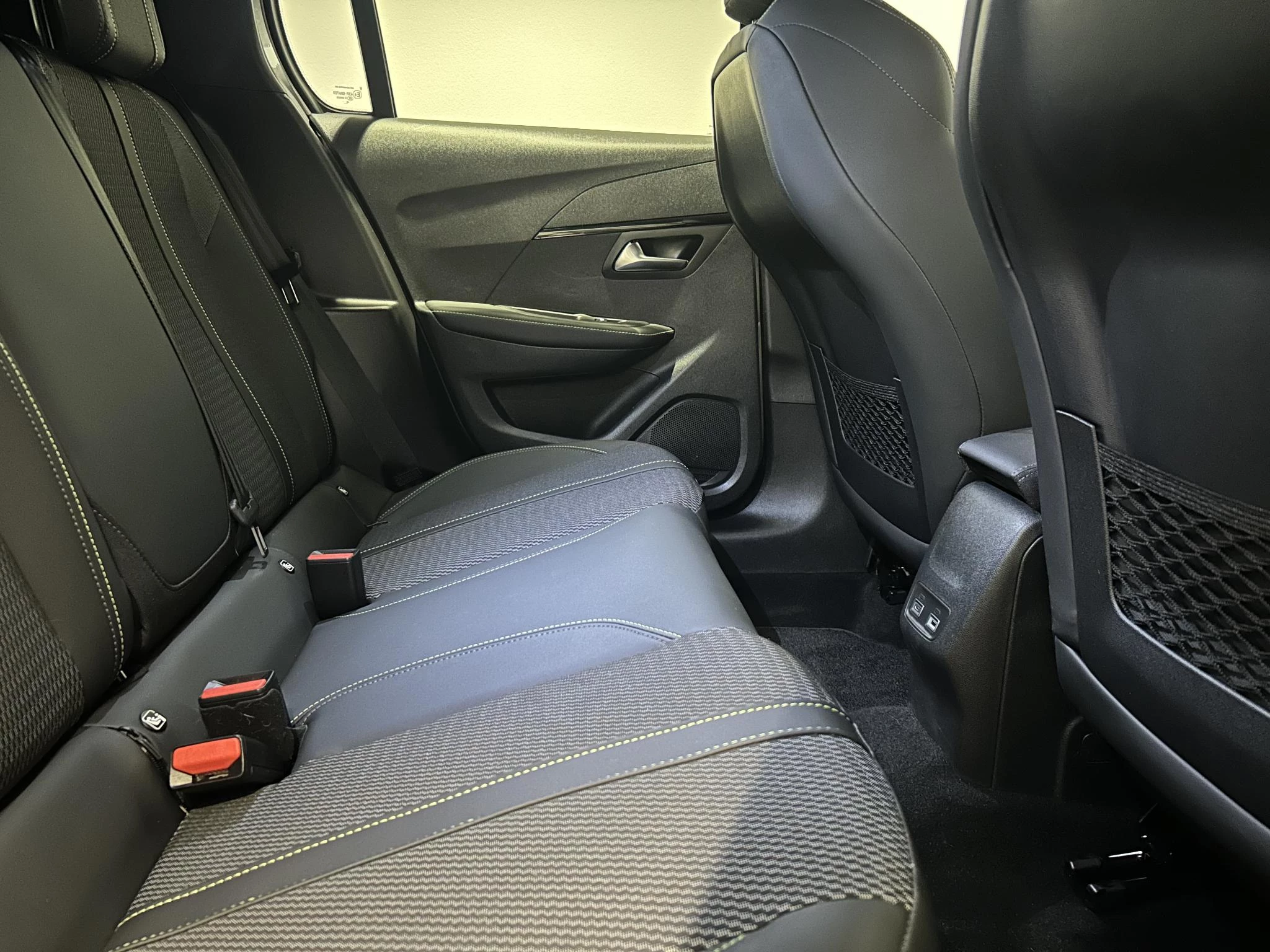 Peugeot-208-image-20