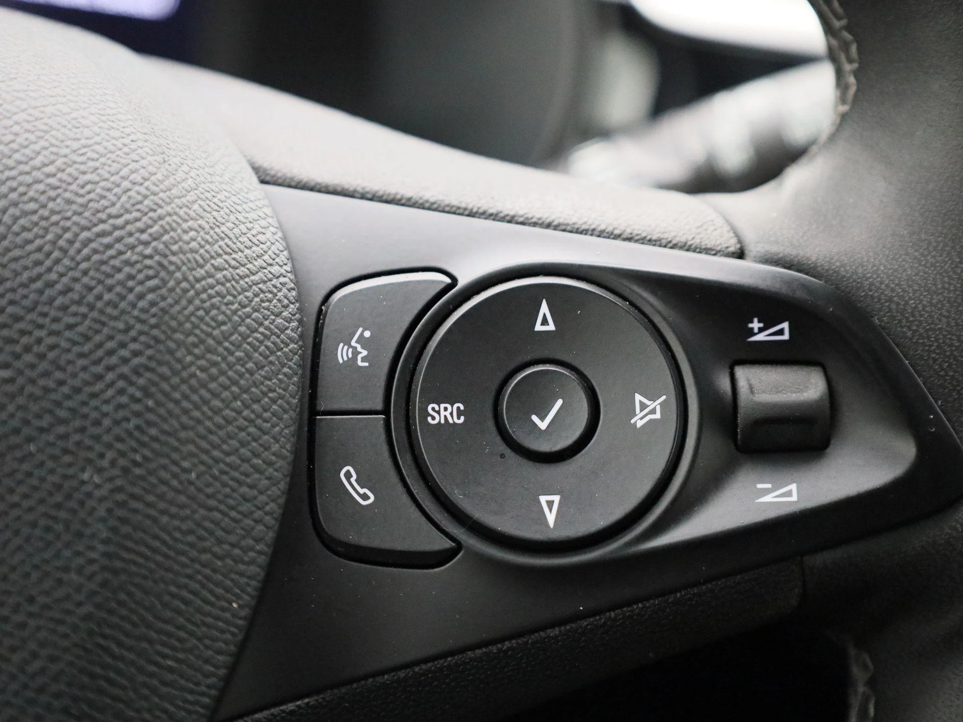 Opel-Corsa-e-image-24
