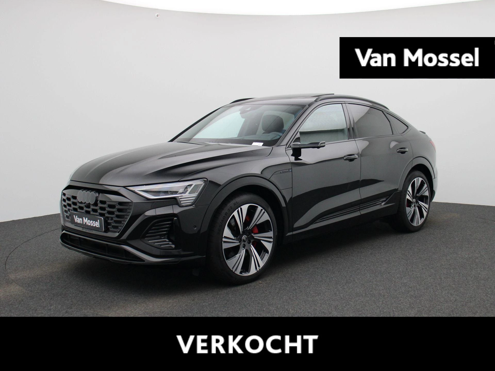 Audi-Q8 Sportback e-tron-image-0