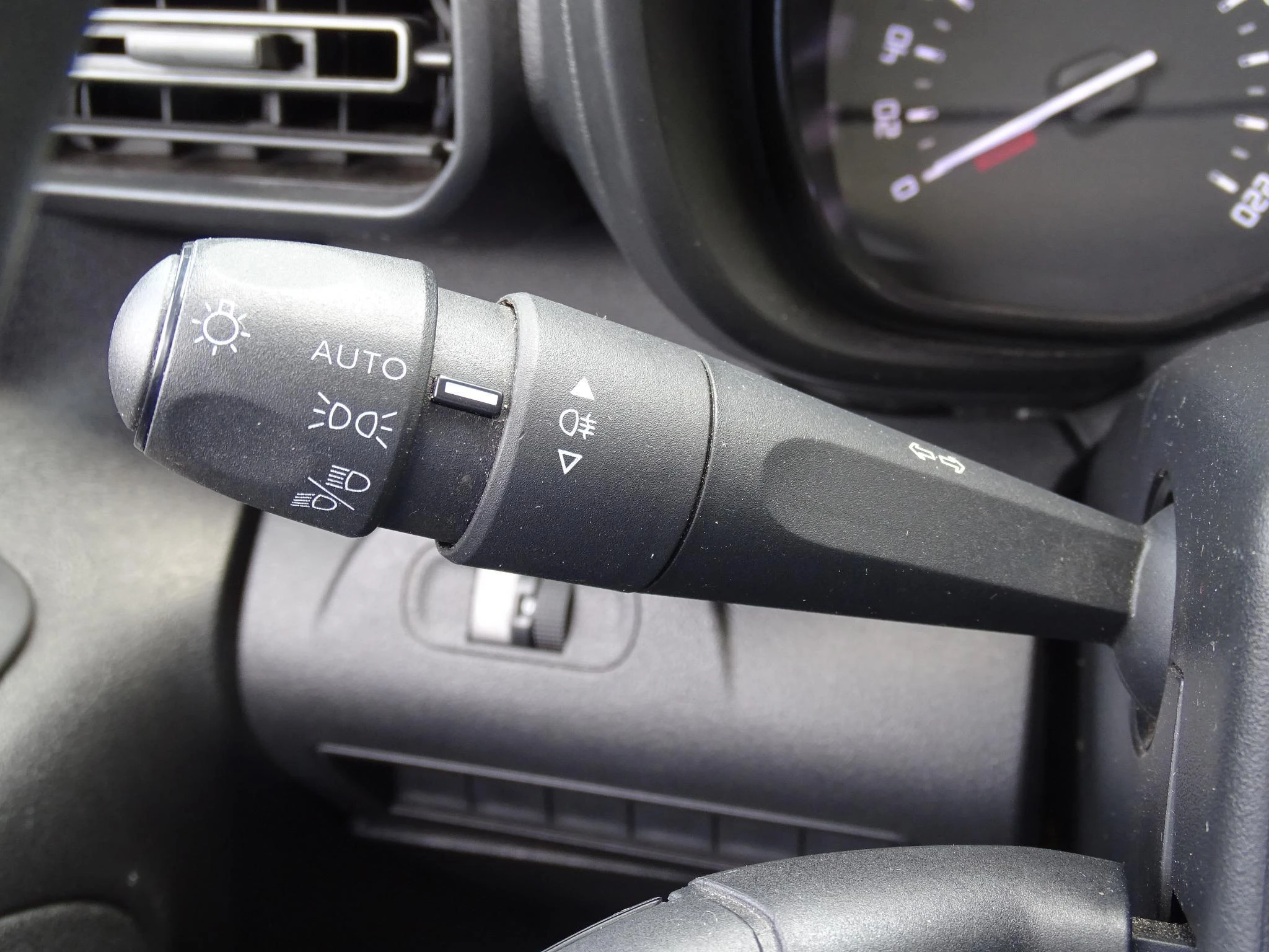 Citroën-Berlingo-image-11