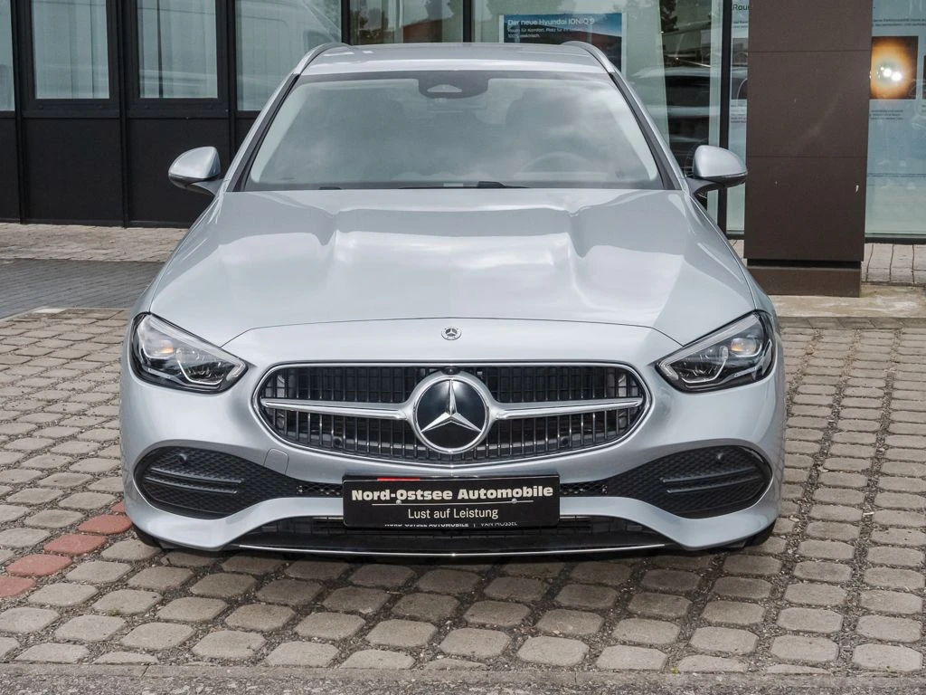 Mercedes-Benz-C-Klasse 180-image-3