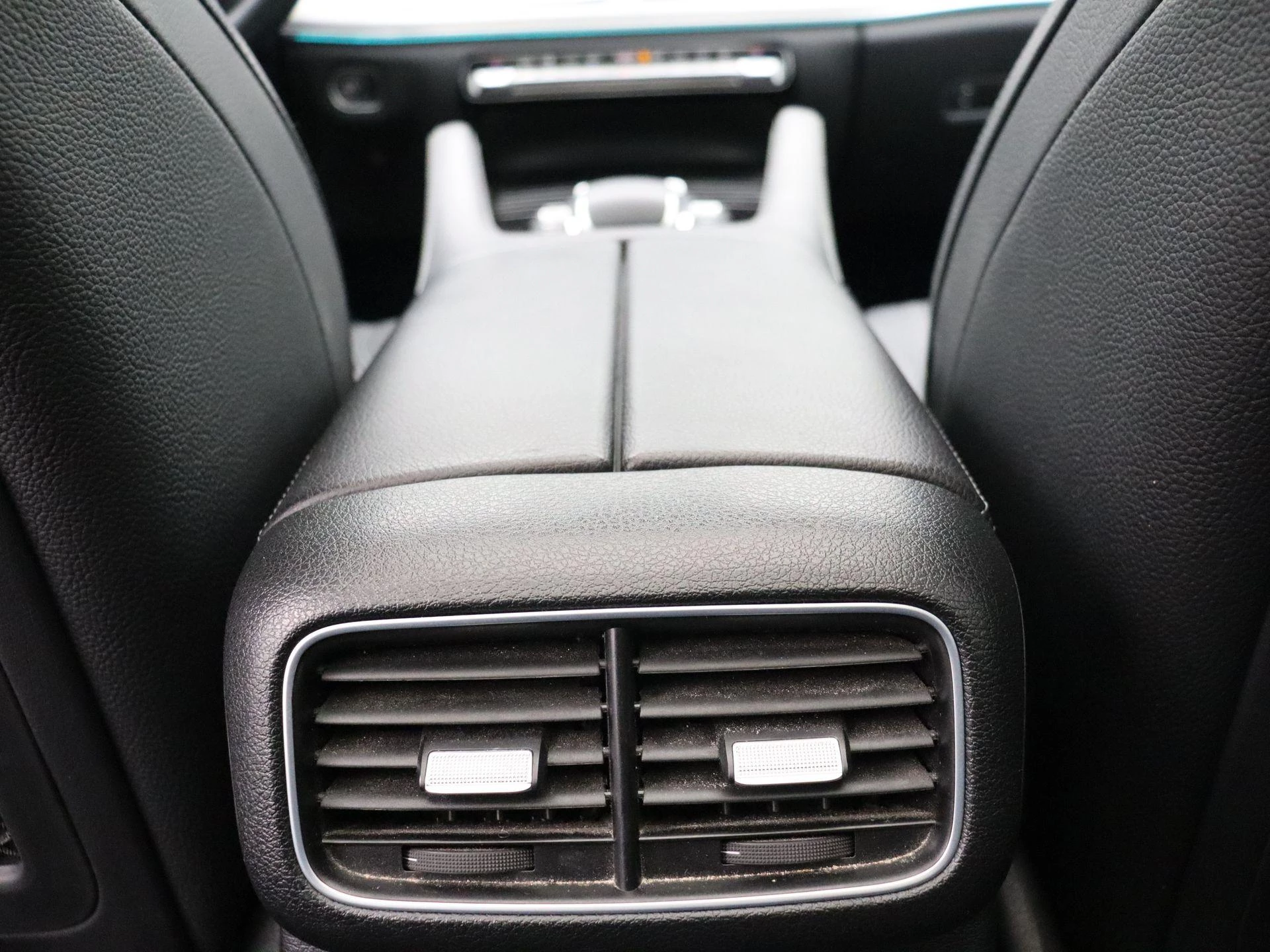 Mercedes-Benz GLE 350 e 4MATIC SUV AMG LINE + NAPPA + BURMESTER + PANORAMISCH DAK + TREKHAAK +