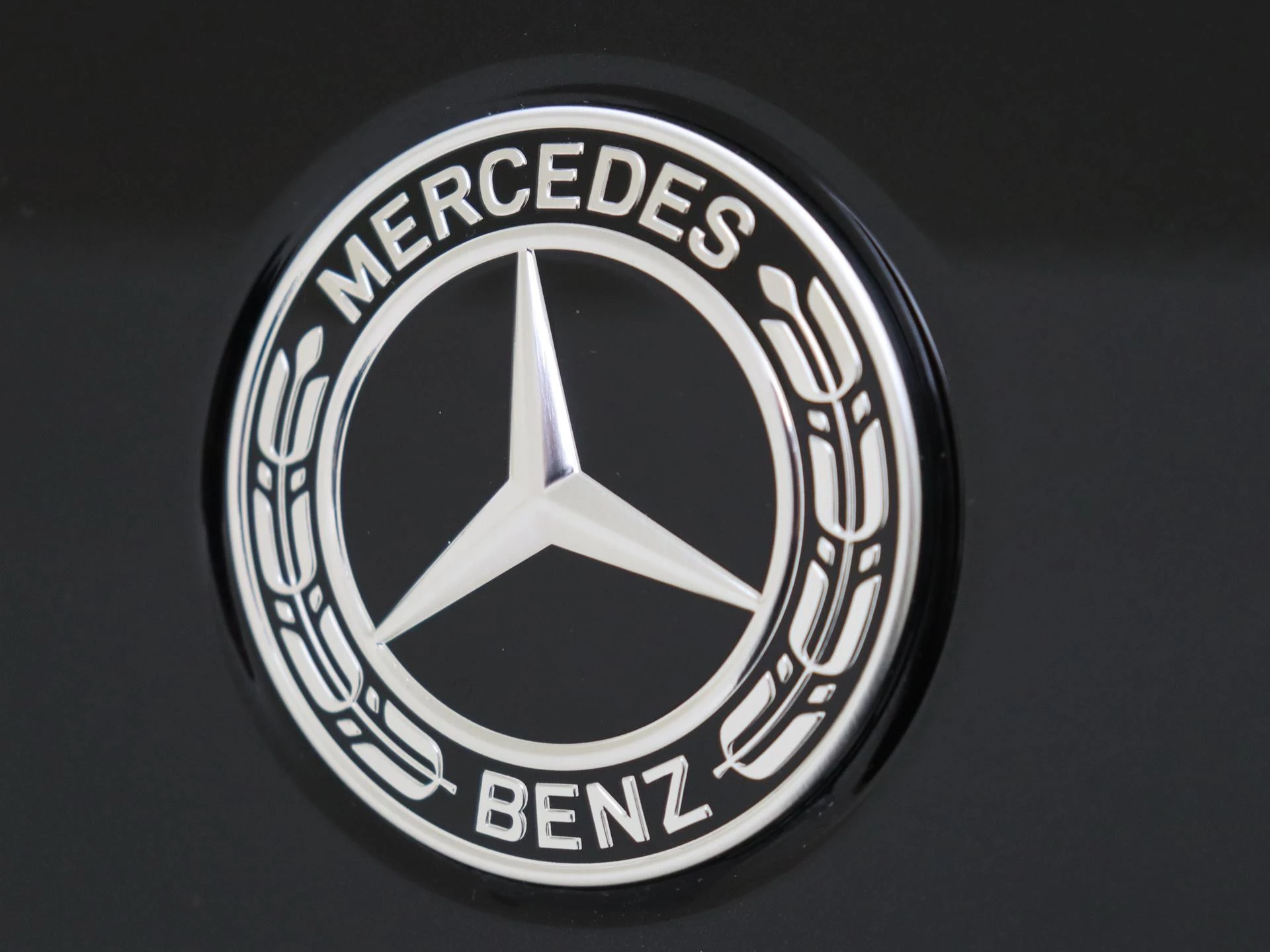 Mercedes-Benz-GLC-image-28