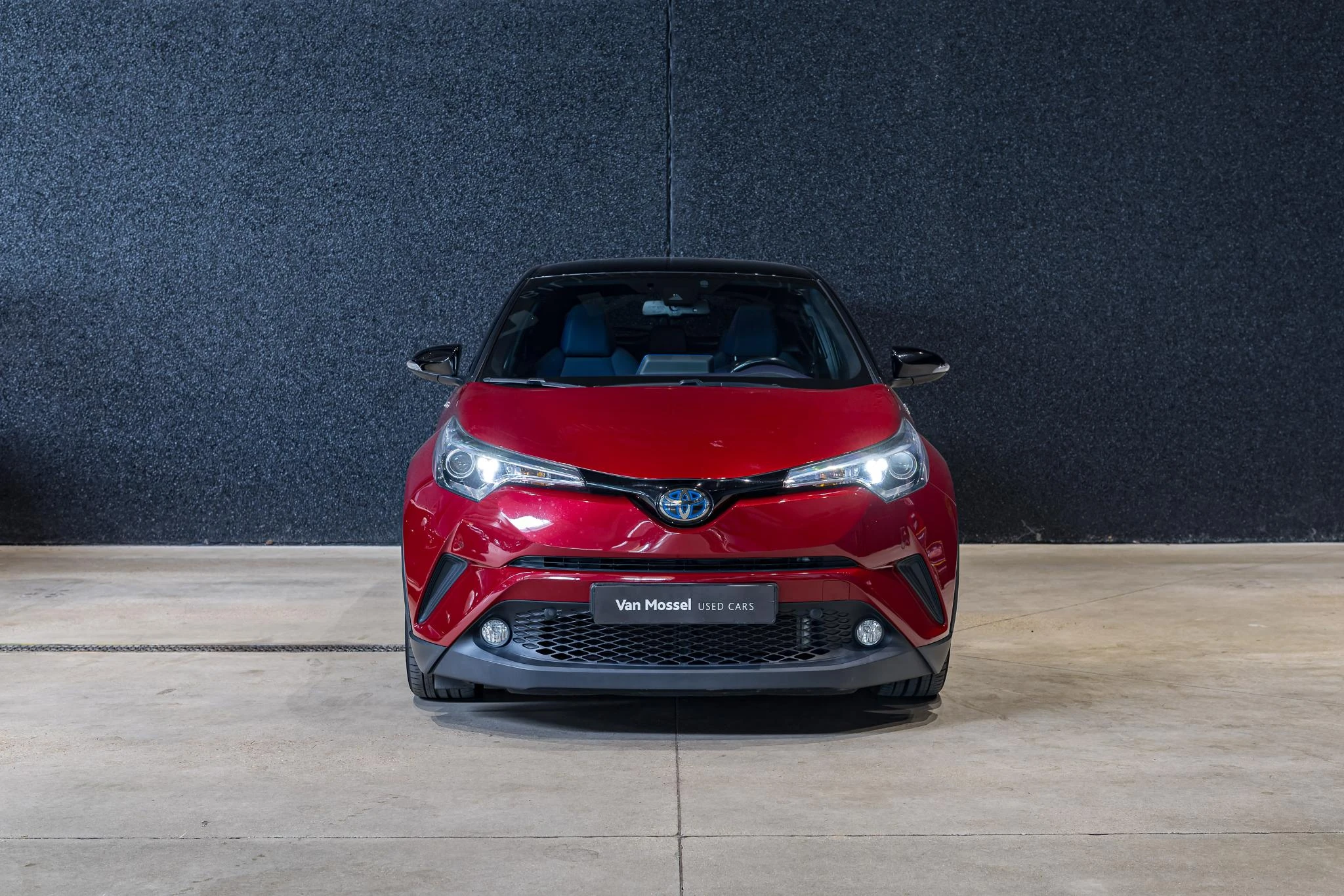 Toyota-C-HR-image-1