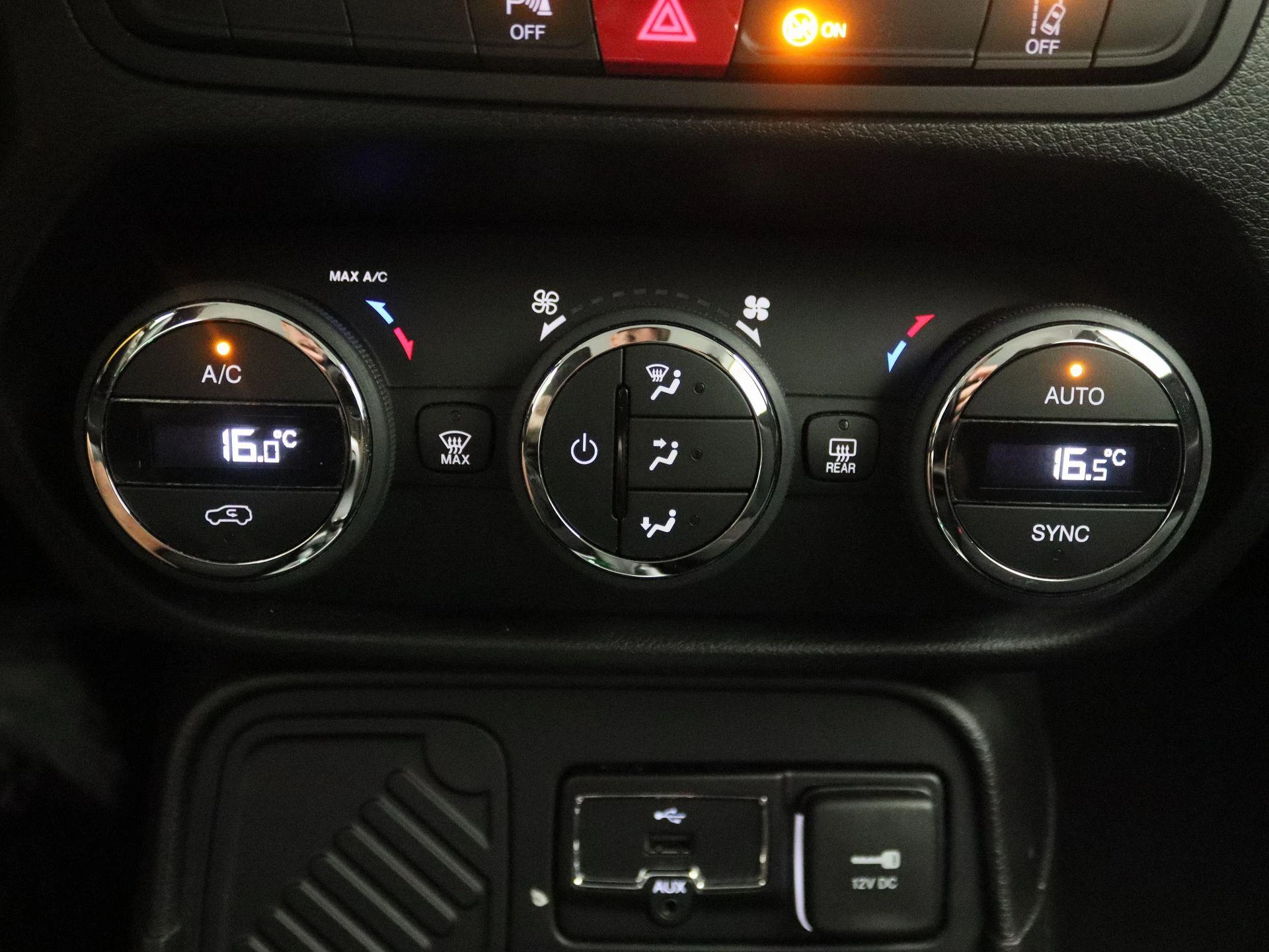 Jeep-Renegade-image-9