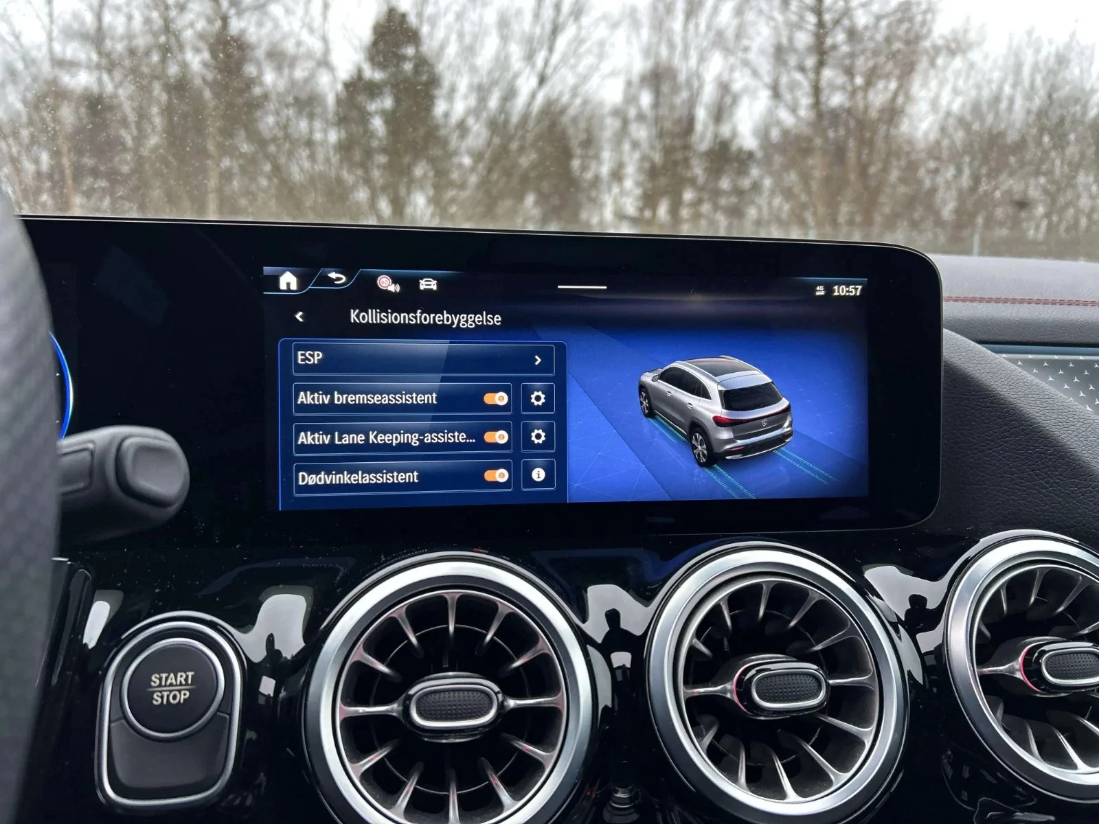 Mercedes-Benz-EQA-image-18