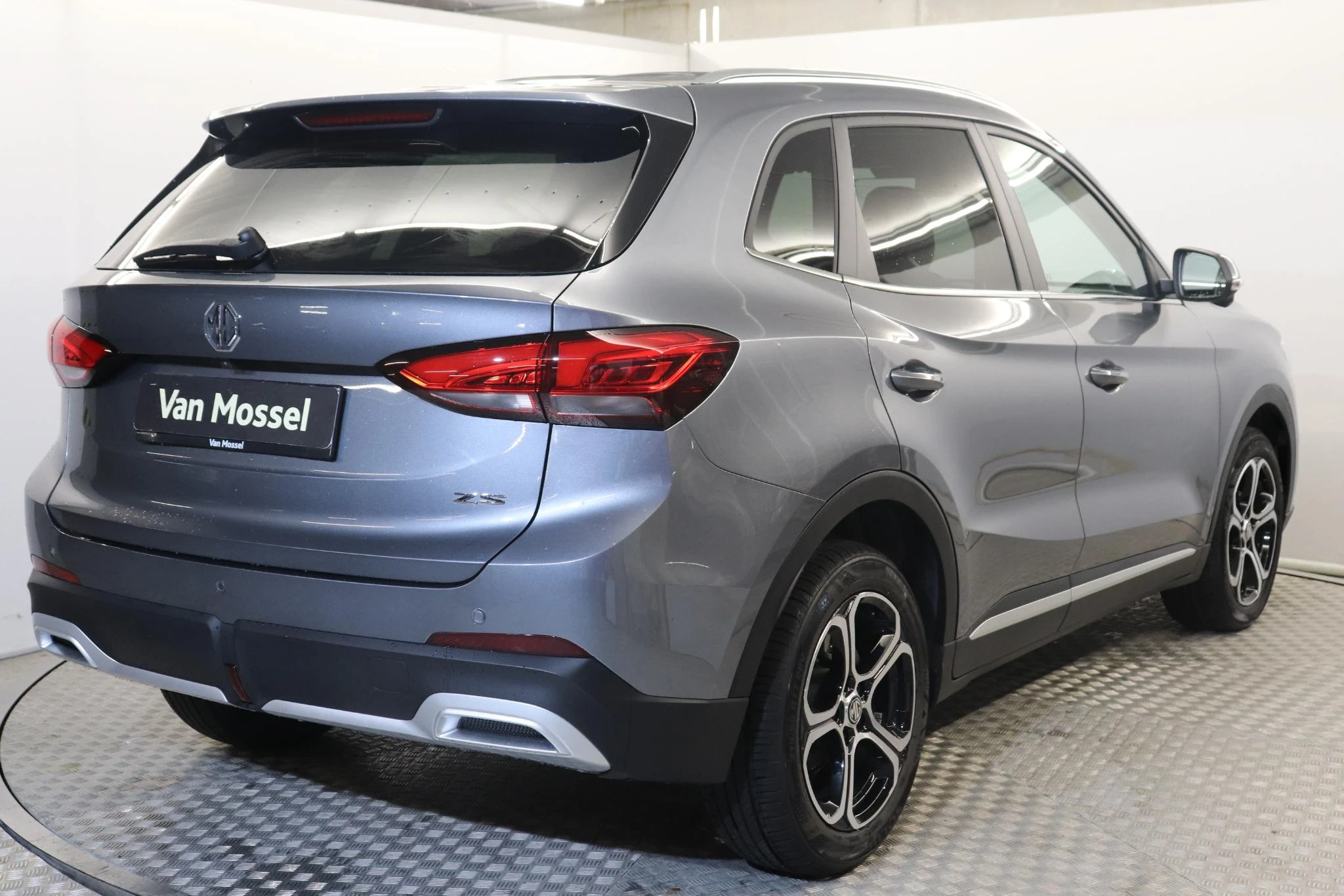 MG-ZS-image-3