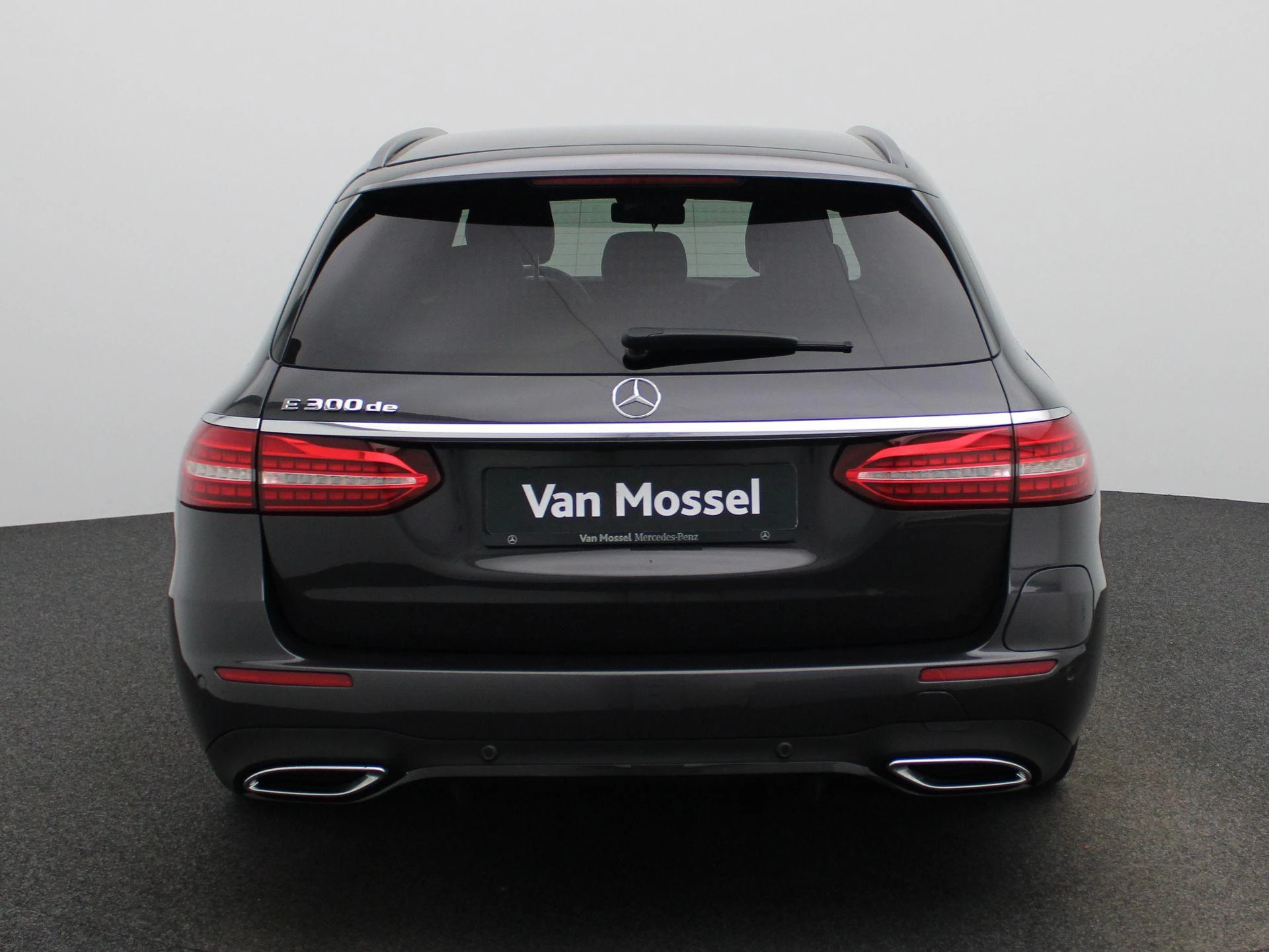 Mercedes-Benz-Classe E-image-4