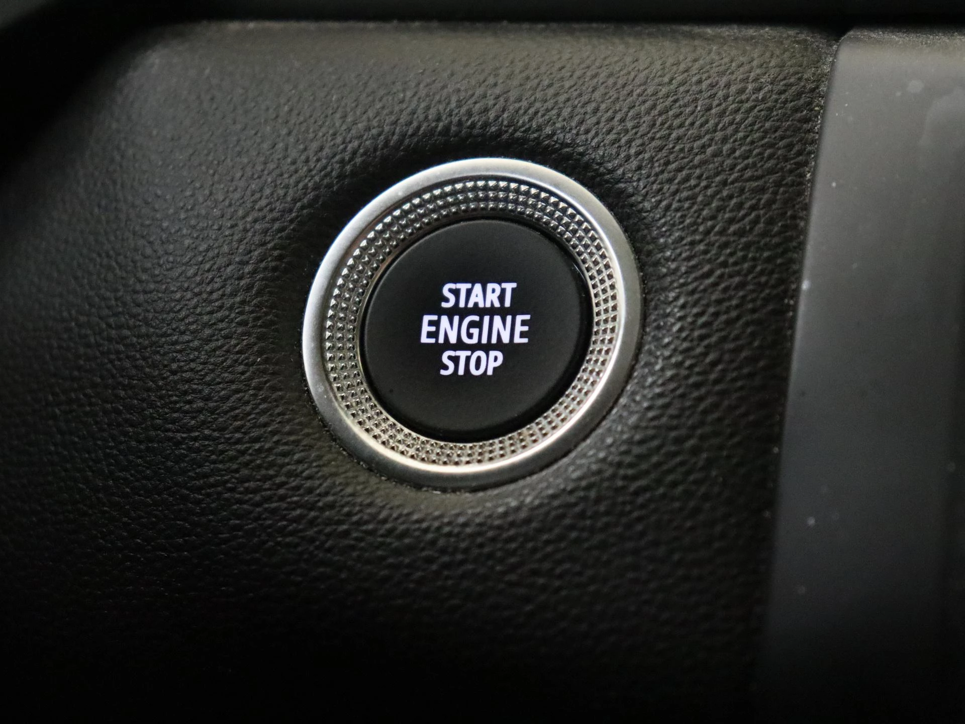 Renault-Captur-image-18