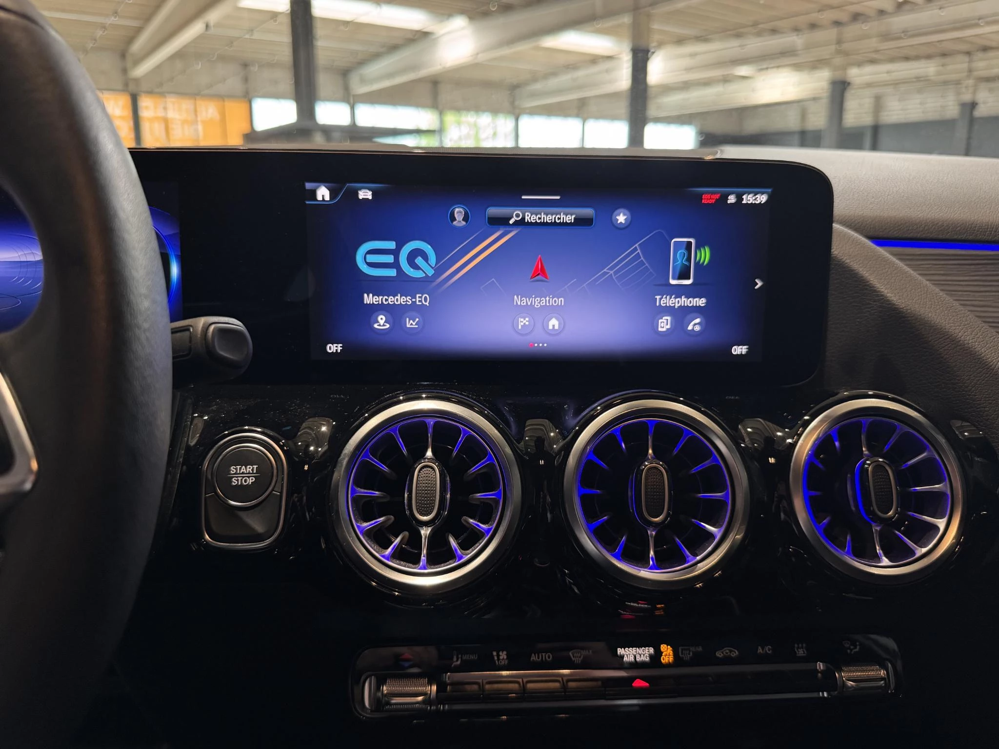 Mercedes-Benz-EQA-image-16