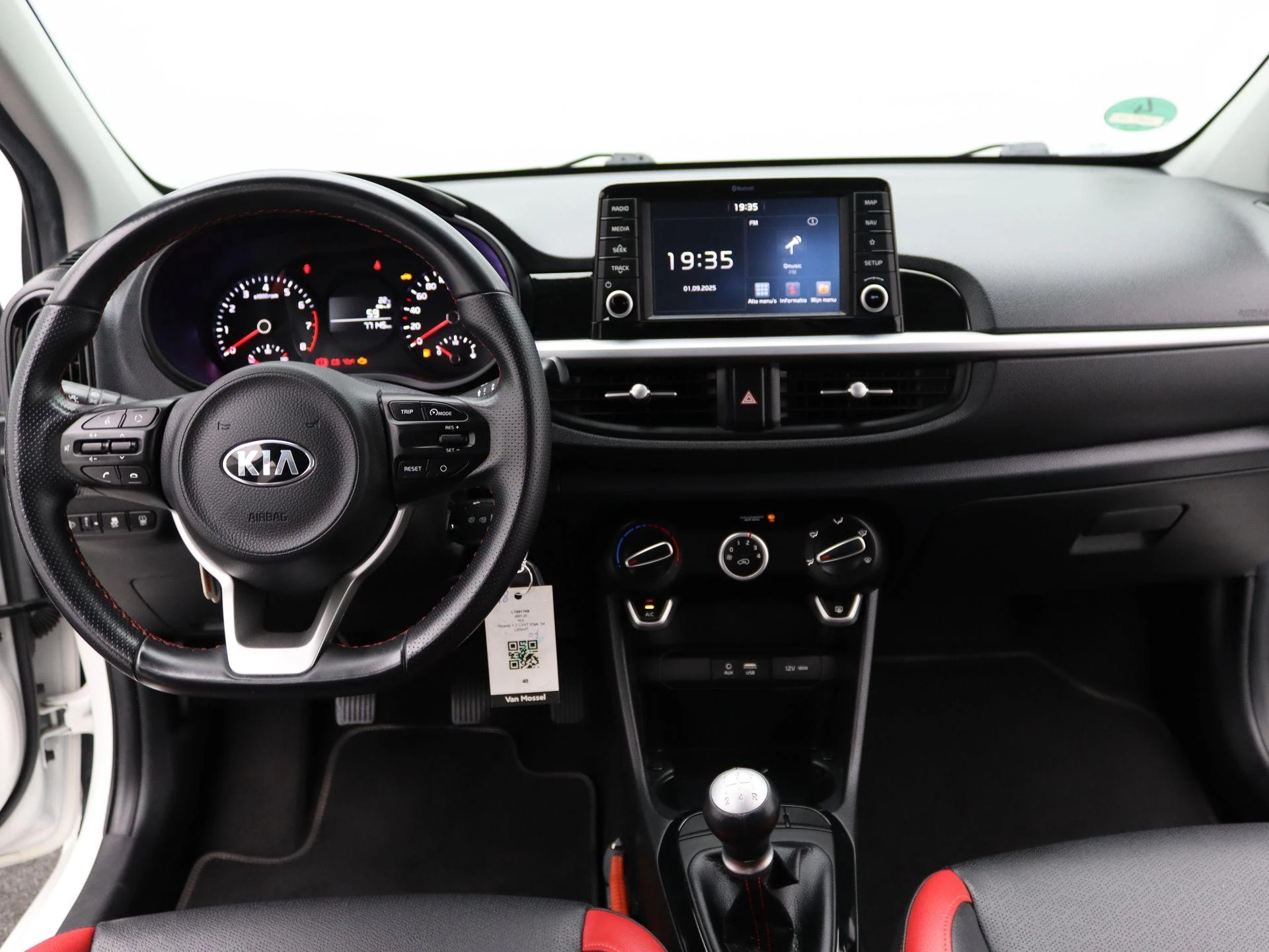 Kia-Picanto-image-8