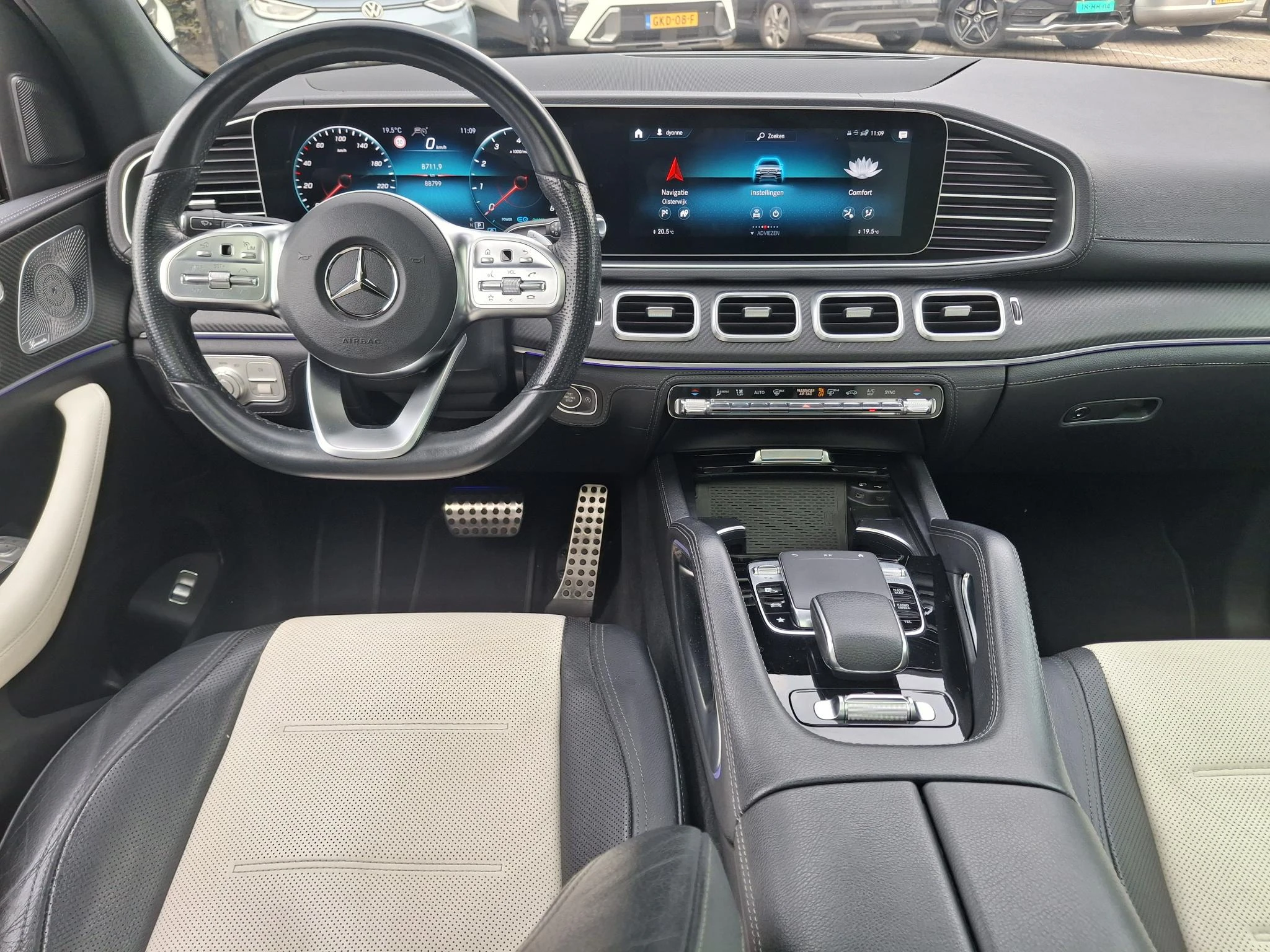 Mercedes-Benz-GLE-image-11