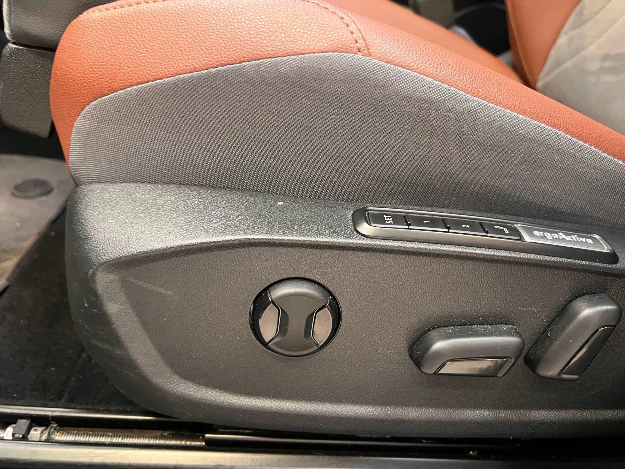 Volkswagen-ID.4-image-2