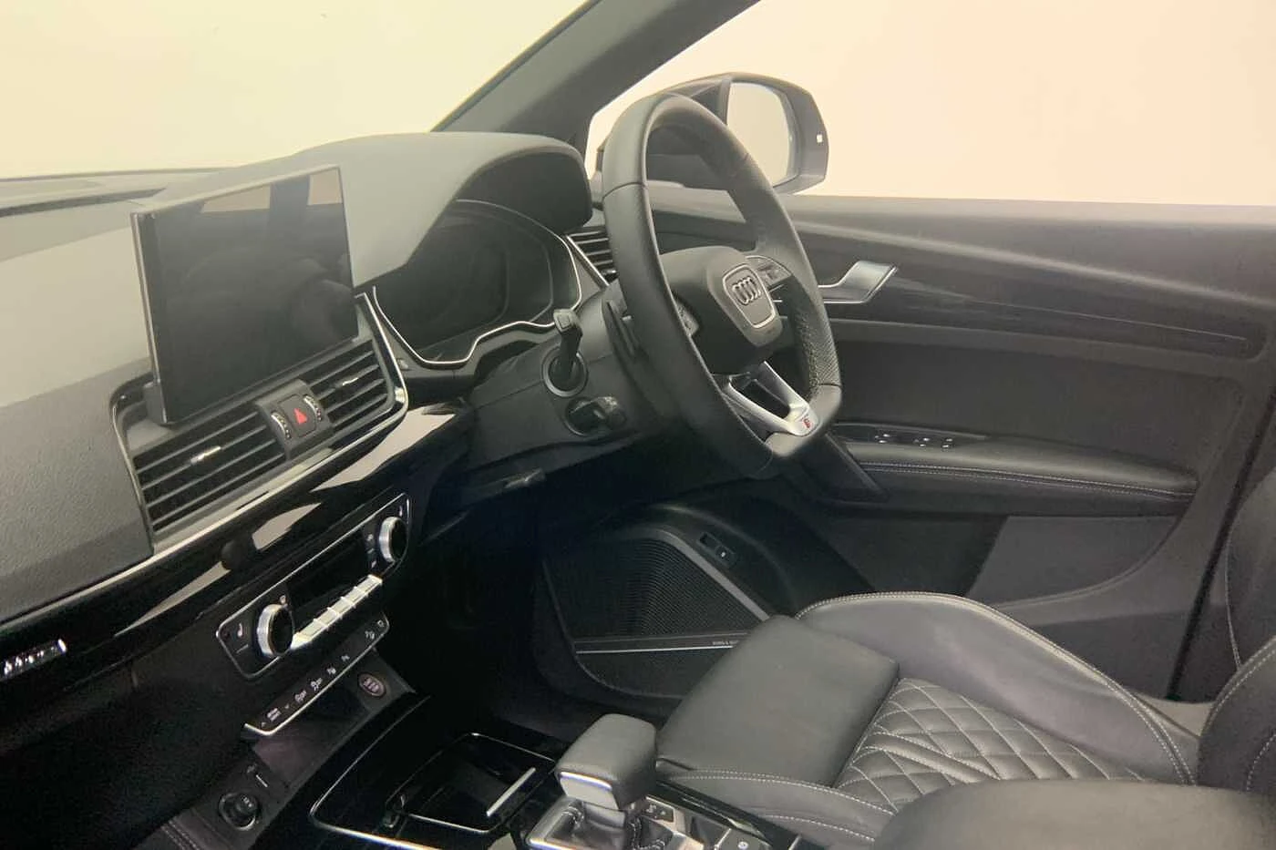 Audi-SQ5-image-1